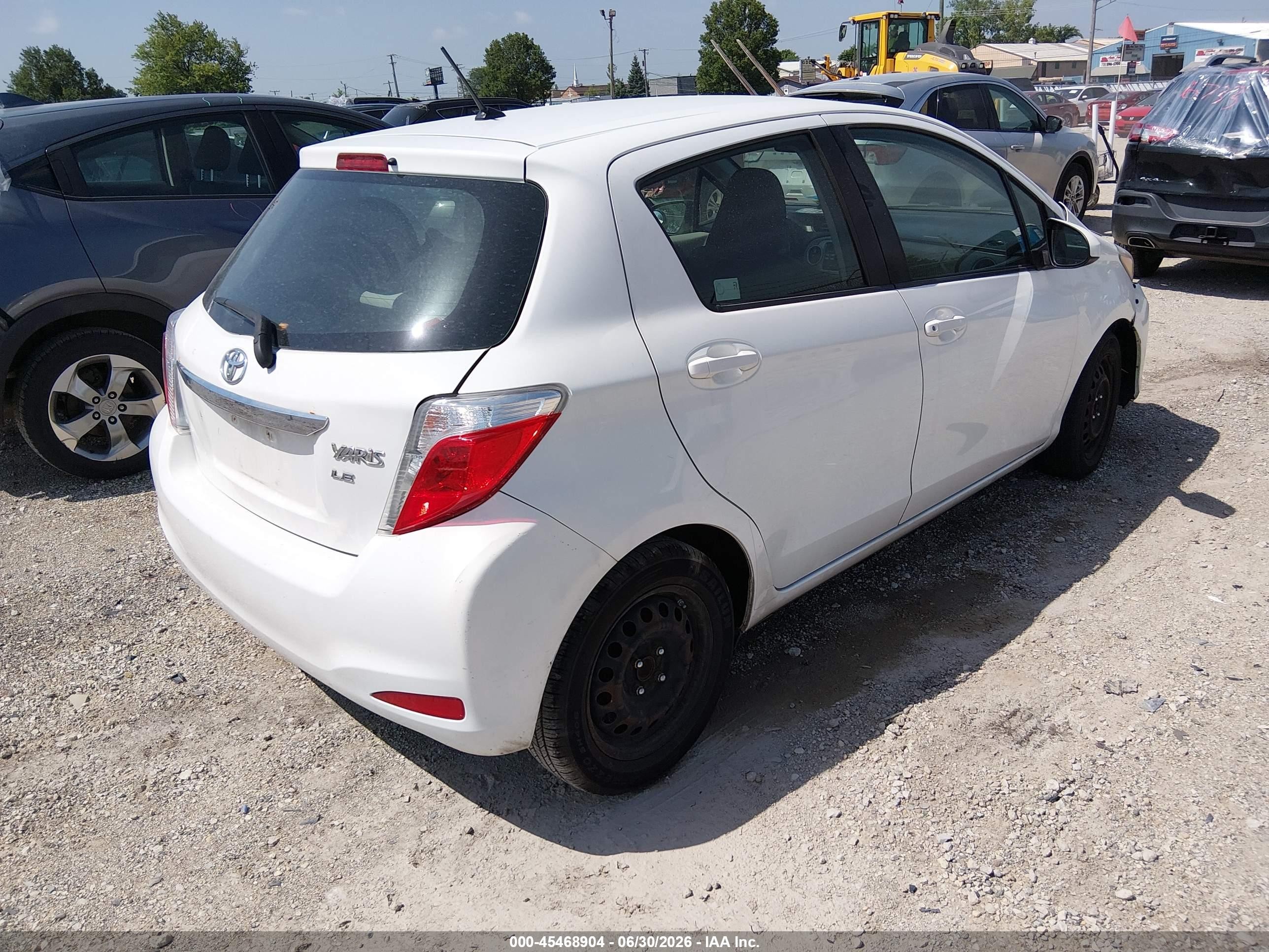 2012 Toyota Yaris Le Белый vin: JTDKTUD39CD514650