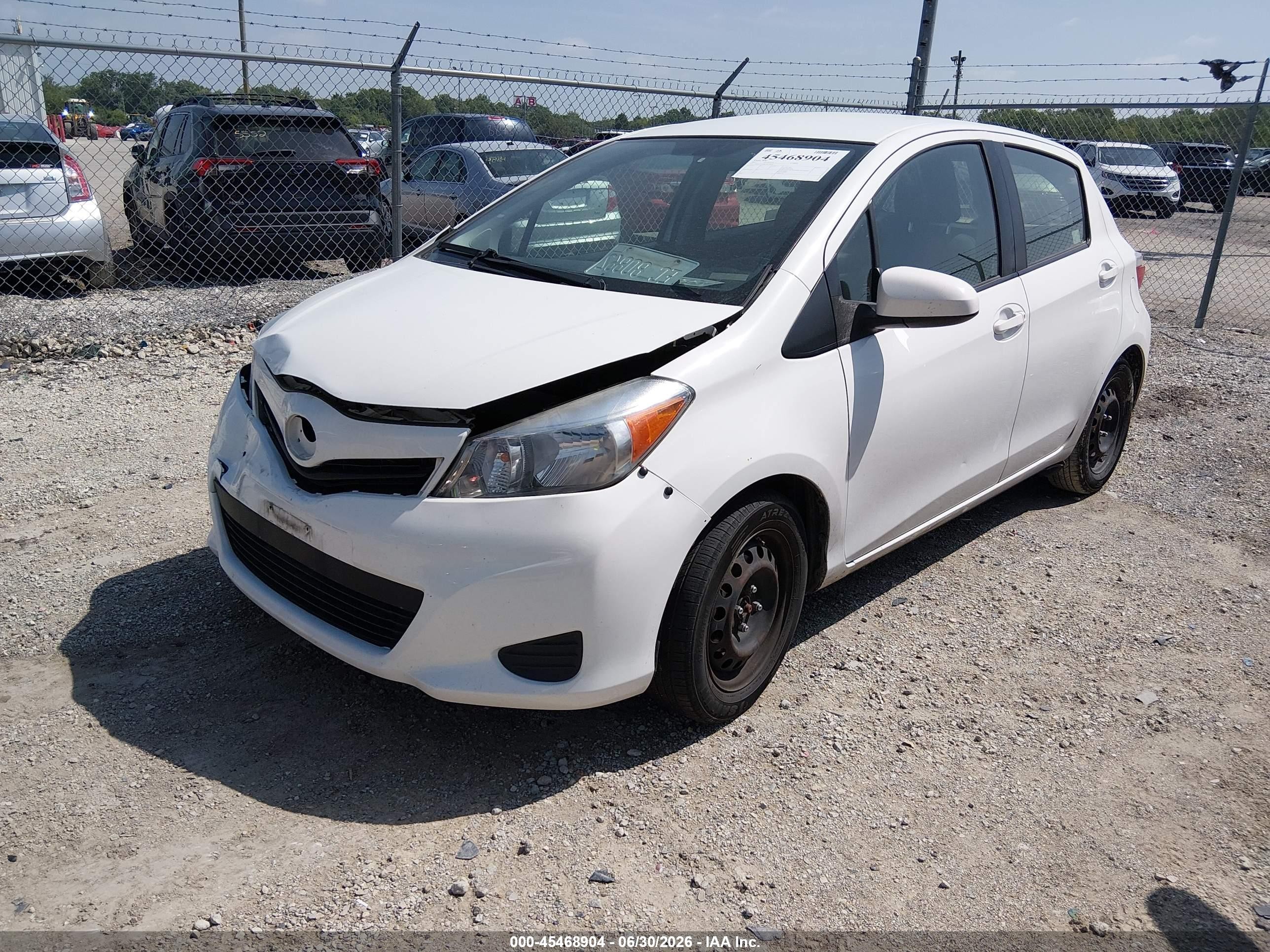 2012 Toyota Yaris Le Белый vin: JTDKTUD39CD514650