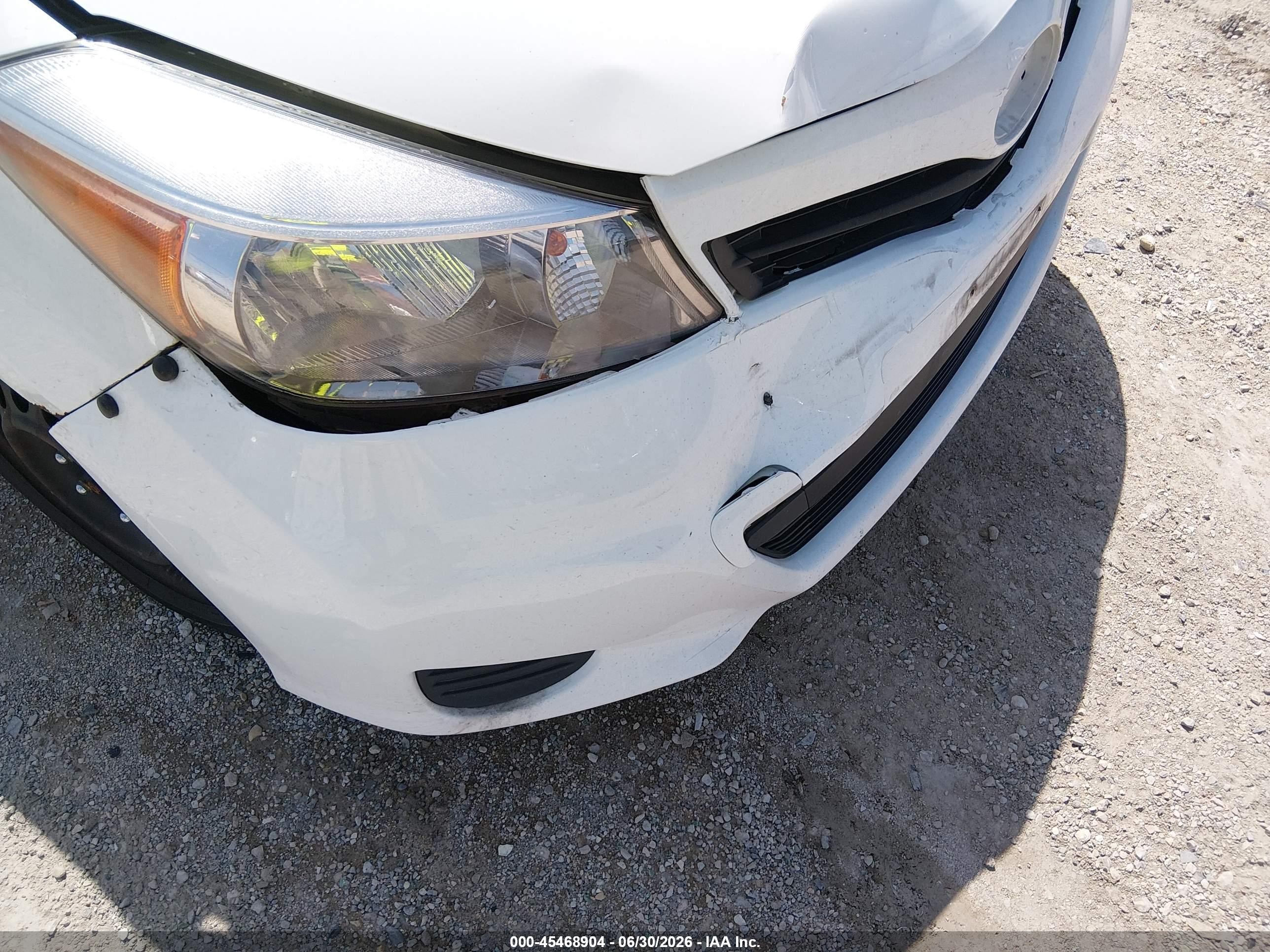 2012 Toyota Yaris Le Белый vin: JTDKTUD39CD514650