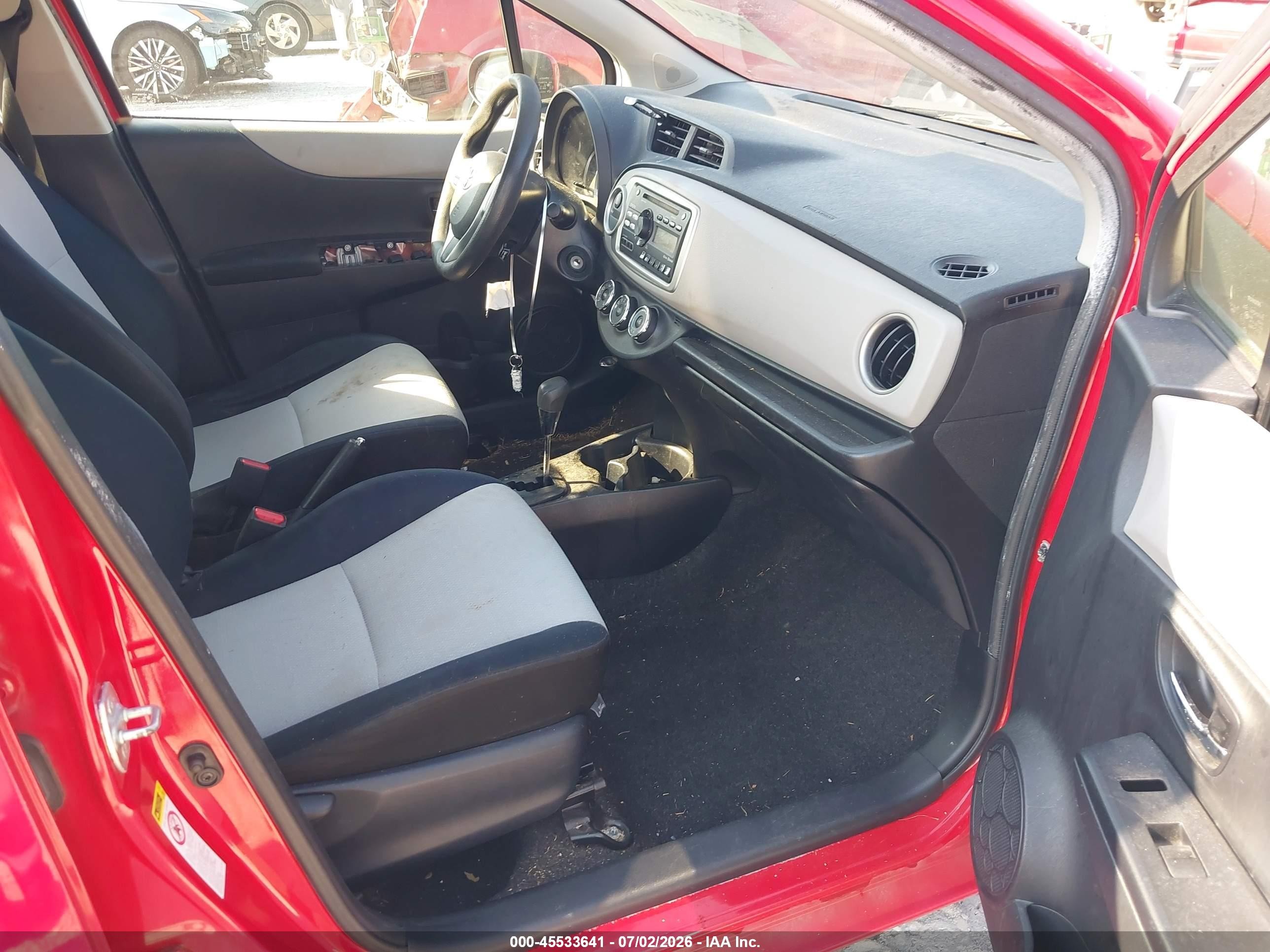 2012 Toyota Yaris Le Red vin: JTDKTUD39CD529486