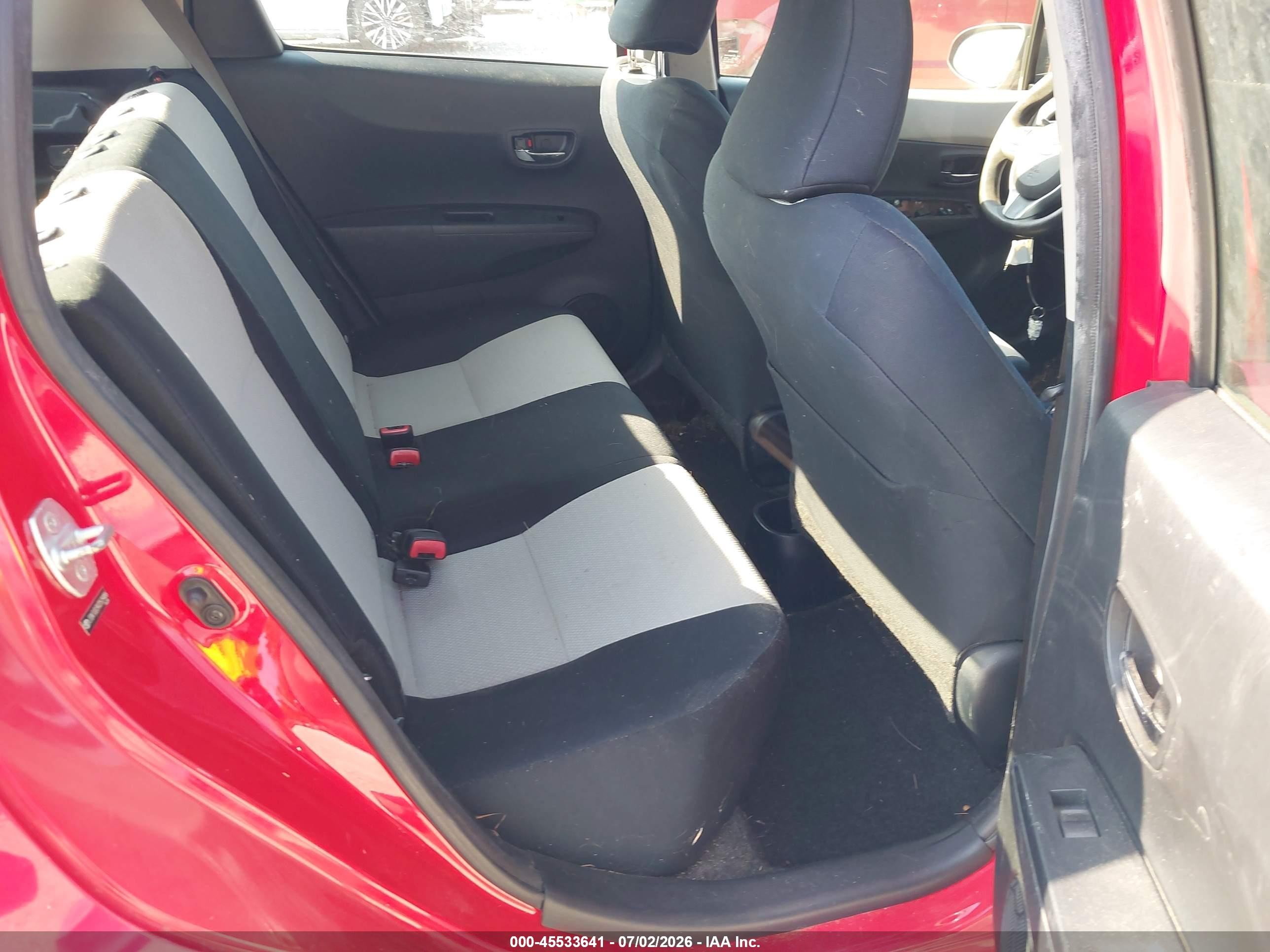 2012 Toyota Yaris Le Red vin: JTDKTUD39CD529486