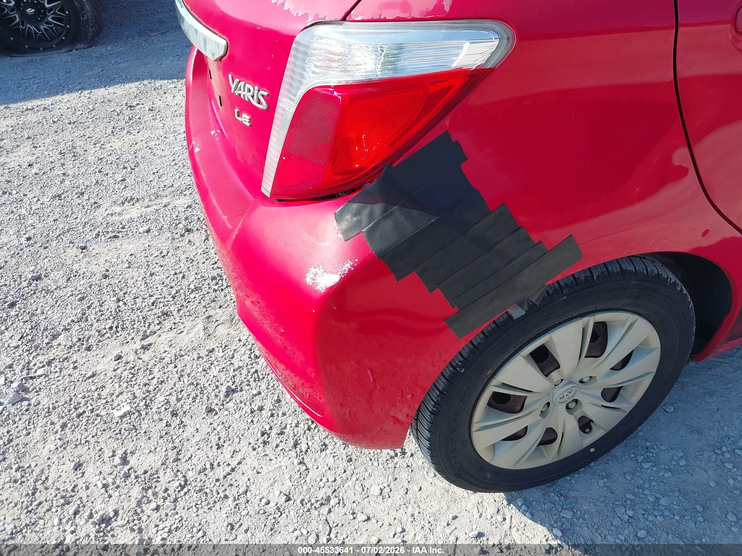 2012 Toyota Yaris Le Red vin: JTDKTUD39CD529486