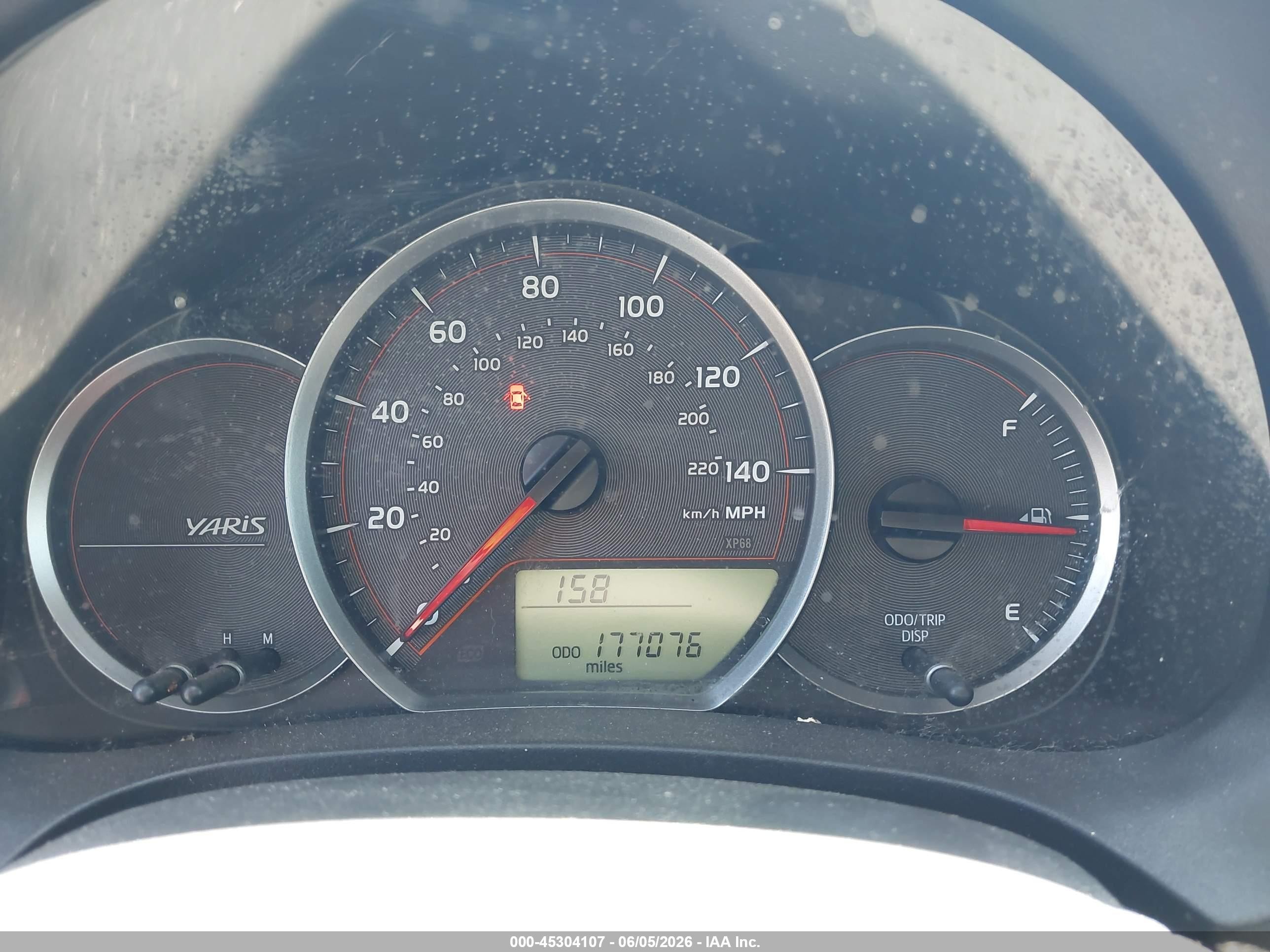 2012 Toyota Yaris L Серый vin: JTDKTUD39CD537457