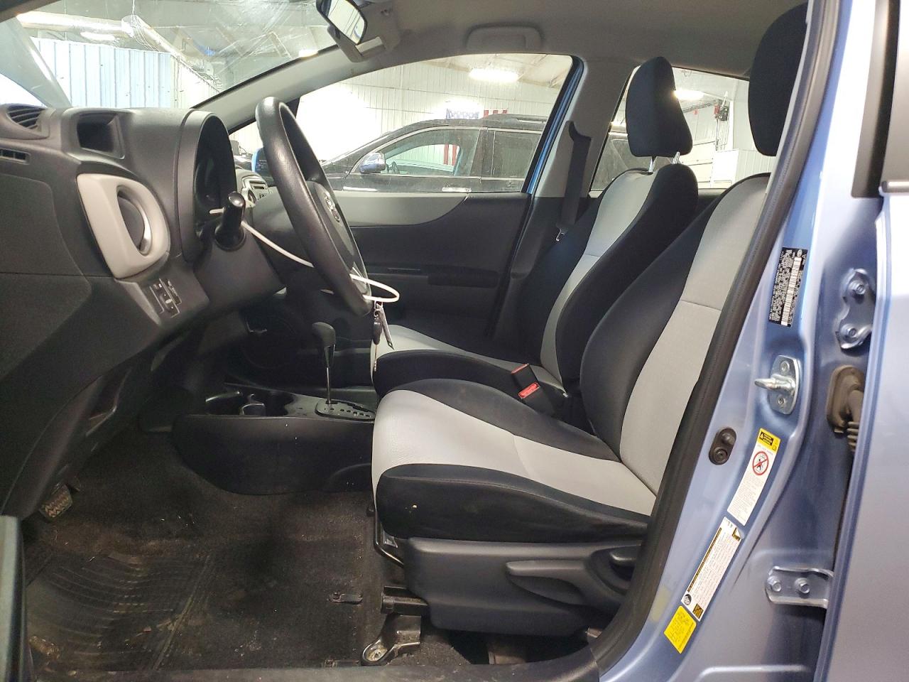 2012 Toyota Yaris Blue vin: JTDKTUD3XCD511403
