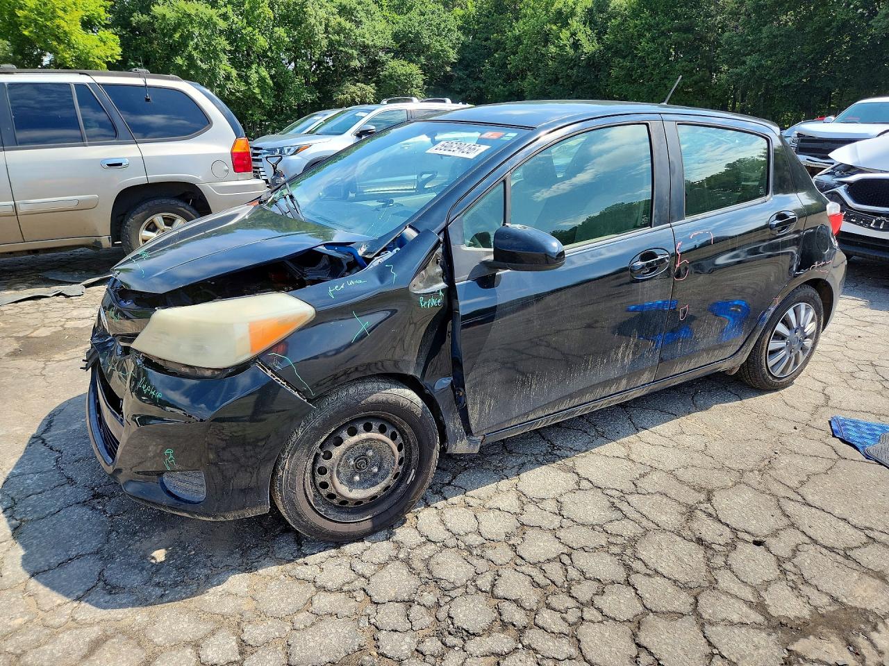 2012 Toyota Yaris 5-door L Черный vin: JTDKTUD3XCD531375