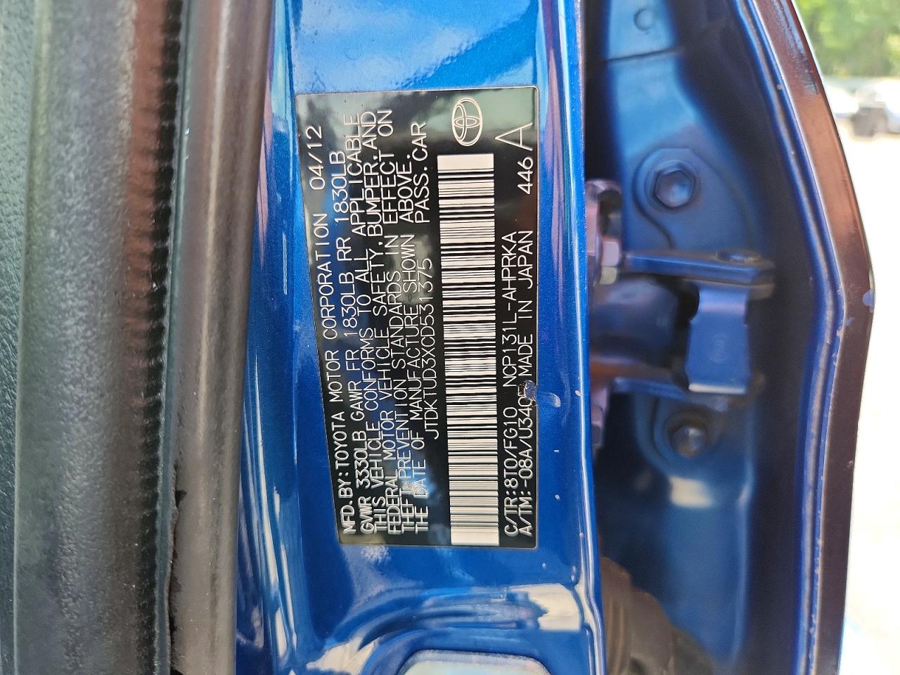 2012 Toyota Yaris 5-door L Черный vin: JTDKTUD3XCD531375