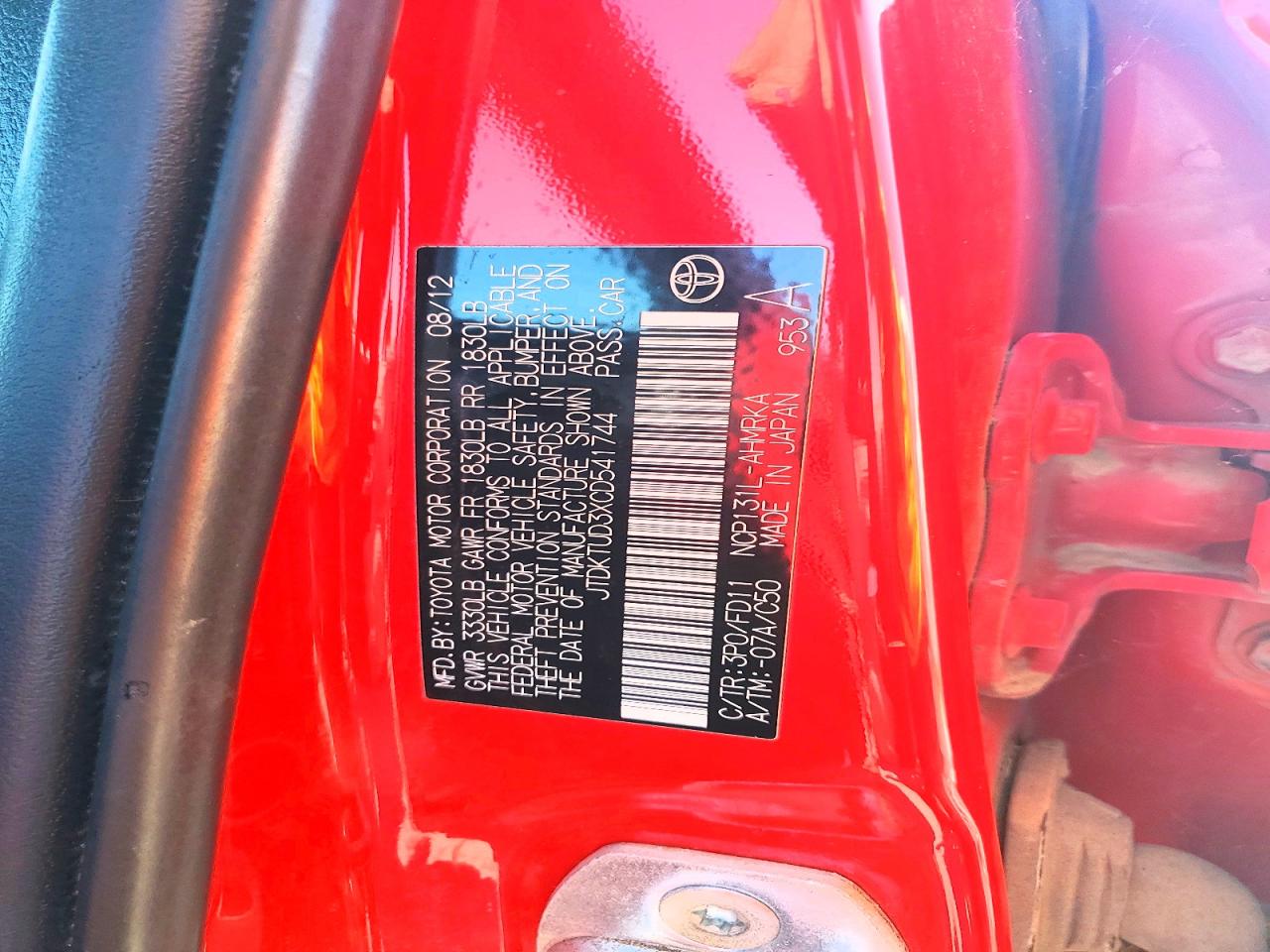 2012 Toyota Yaris 5-door Se Red vin: JTDKTUD3XCD541744