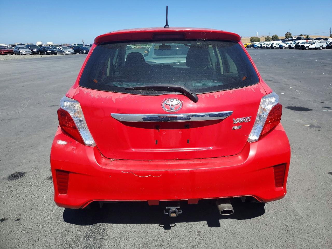 2012 Toyota Yaris 5-door Se Red vin: JTDKTUD3XCD541744