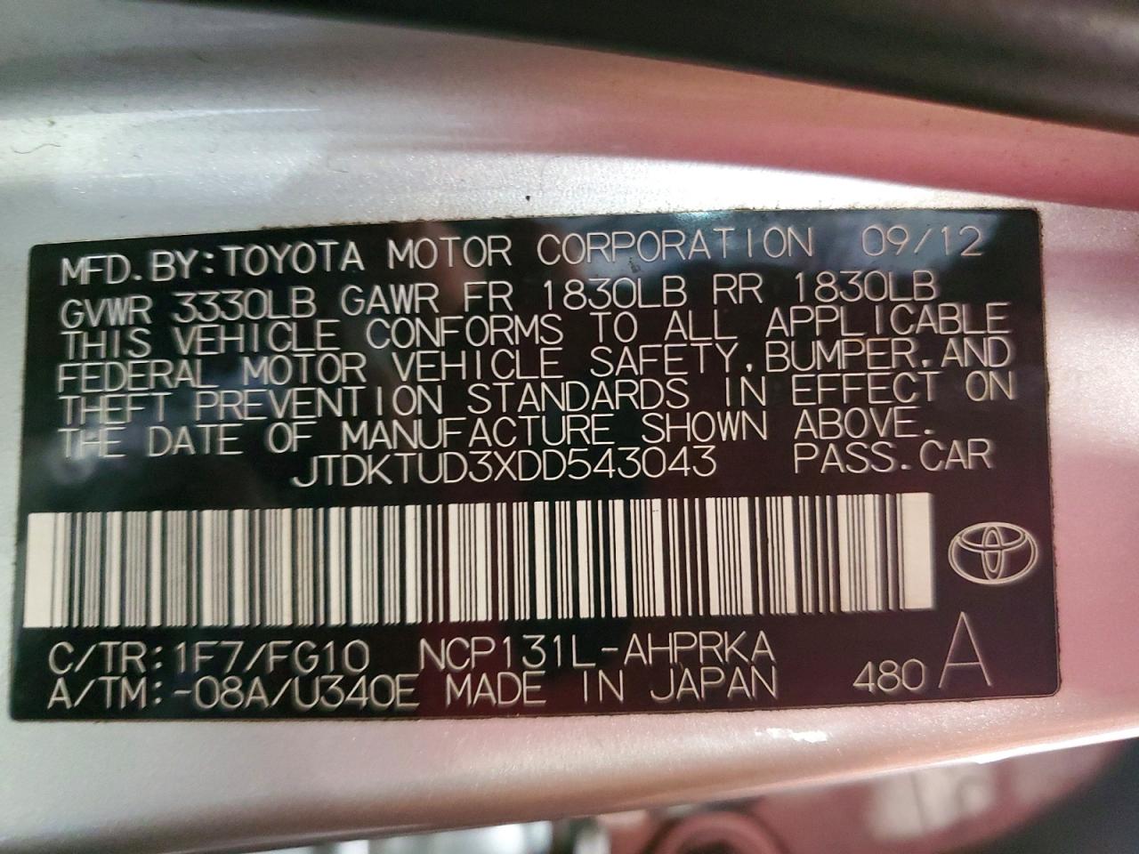 2013 Toyota Yaris 5-door Le Silver vin: JTDKTUD3XDD543043