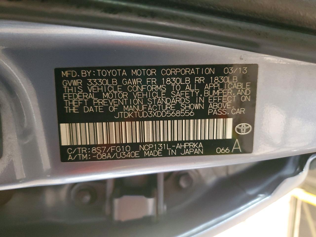 2013 Toyota Yaris 5-door Le Blue vin: JTDKTUD3XDD568556