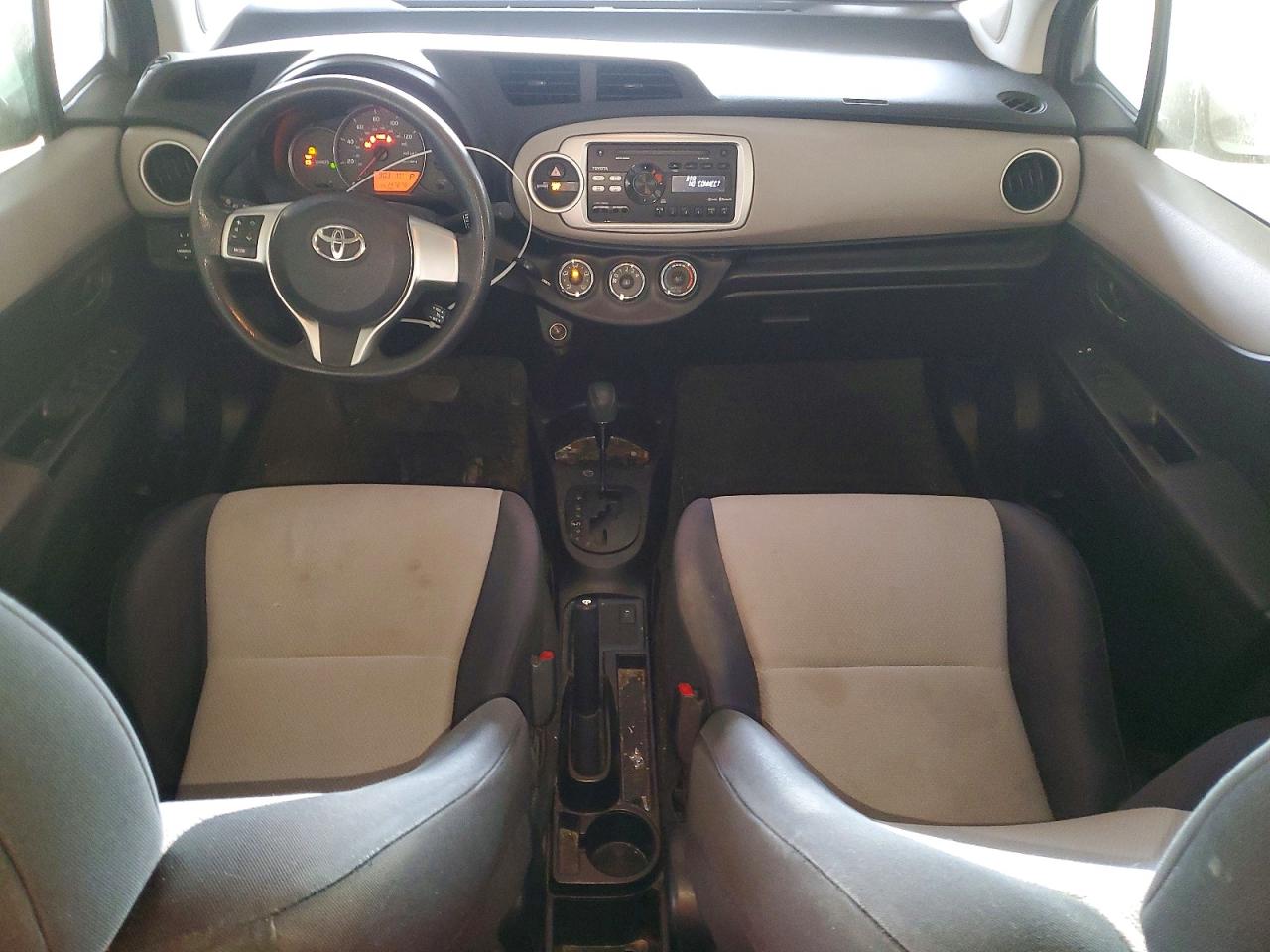 2013 Toyota Yaris 5-door Le Blue vin: JTDKTUD3XDD568556