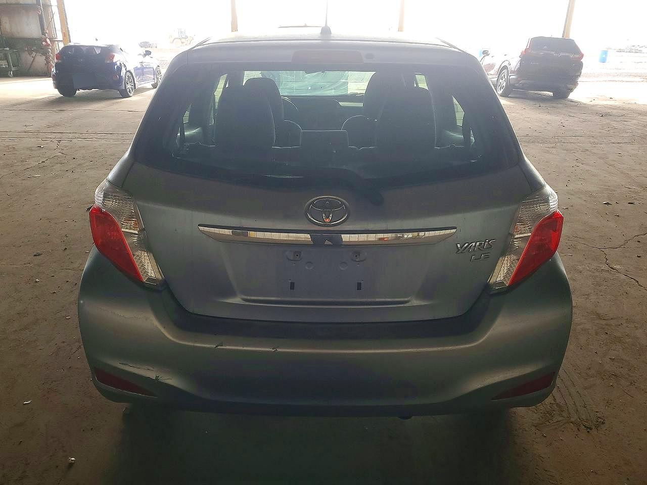 2013 Toyota Yaris 5-door Le Blue vin: JTDKTUD3XDD568556