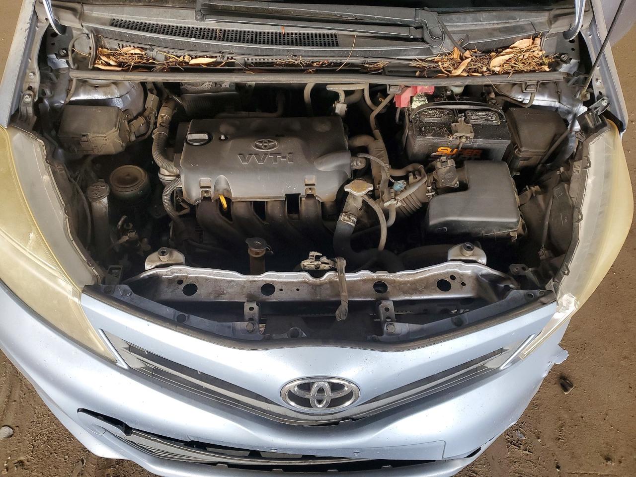2013 Toyota Yaris 5-door Le Blue vin: JTDKTUD3XDD568556
