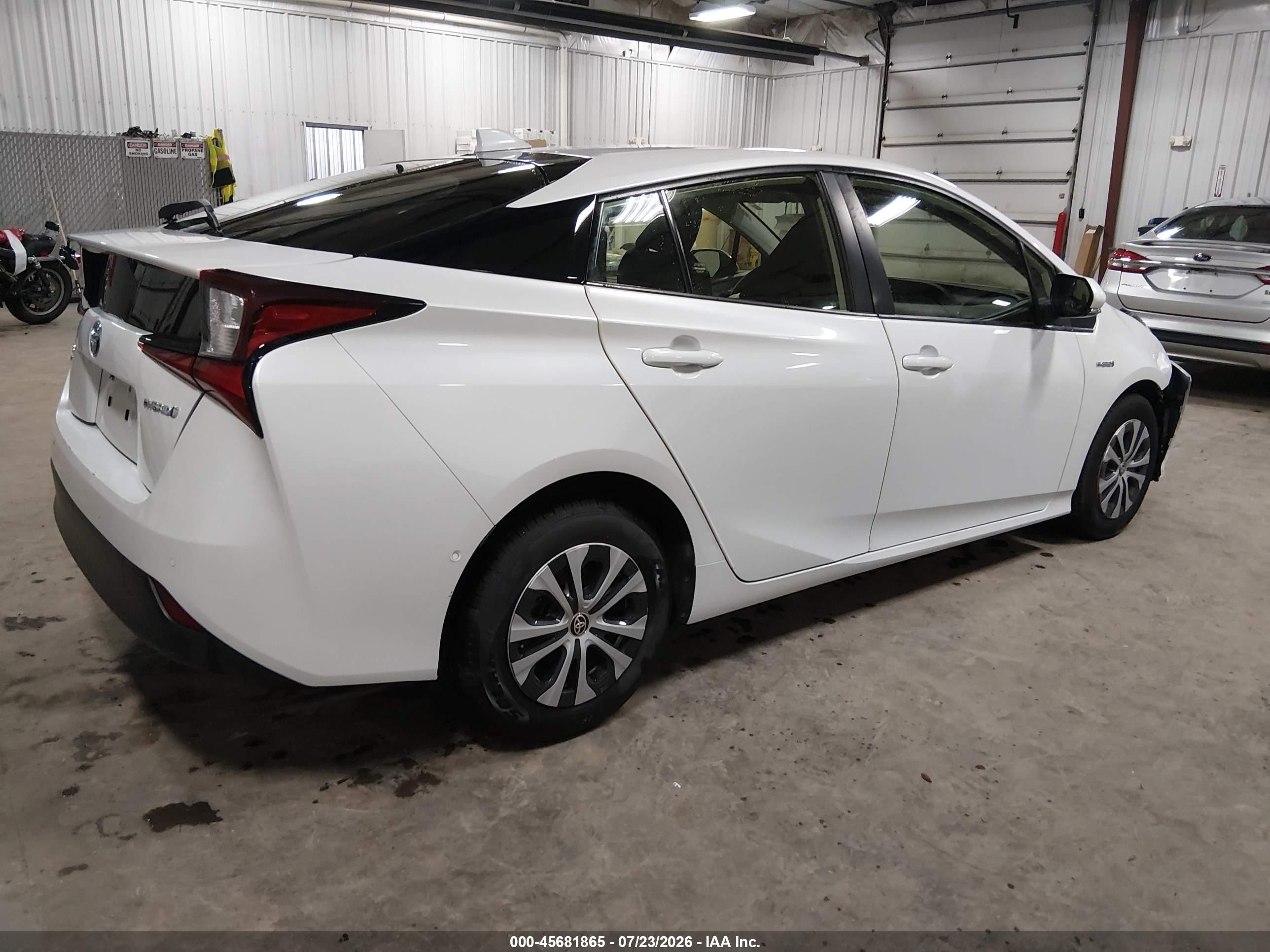 2021 Toyota Prius Le Awd-e White vin: JTDL9MFU2M3023546