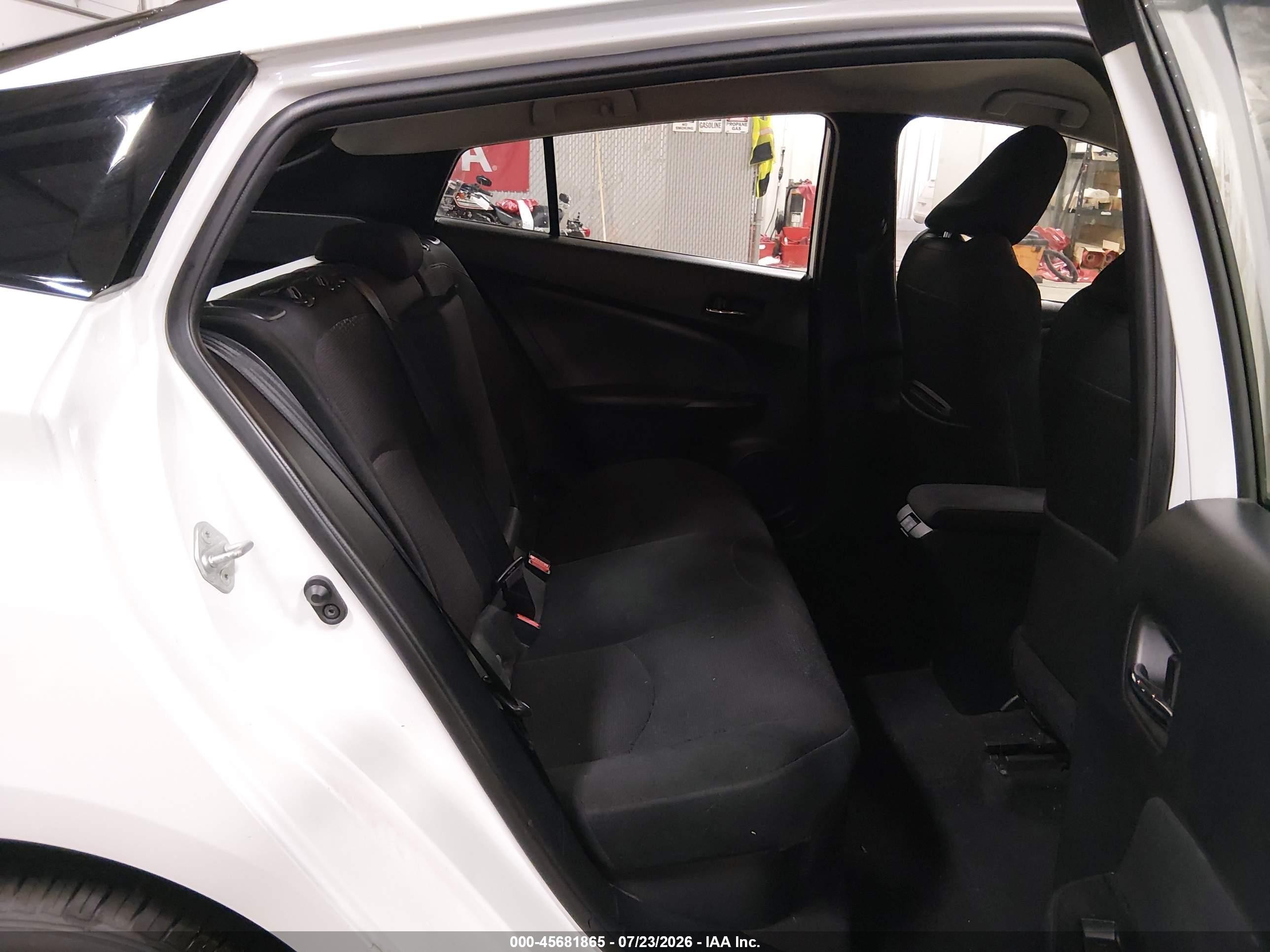 2021 Toyota Prius Le Awd-e White vin: JTDL9MFU2M3023546
