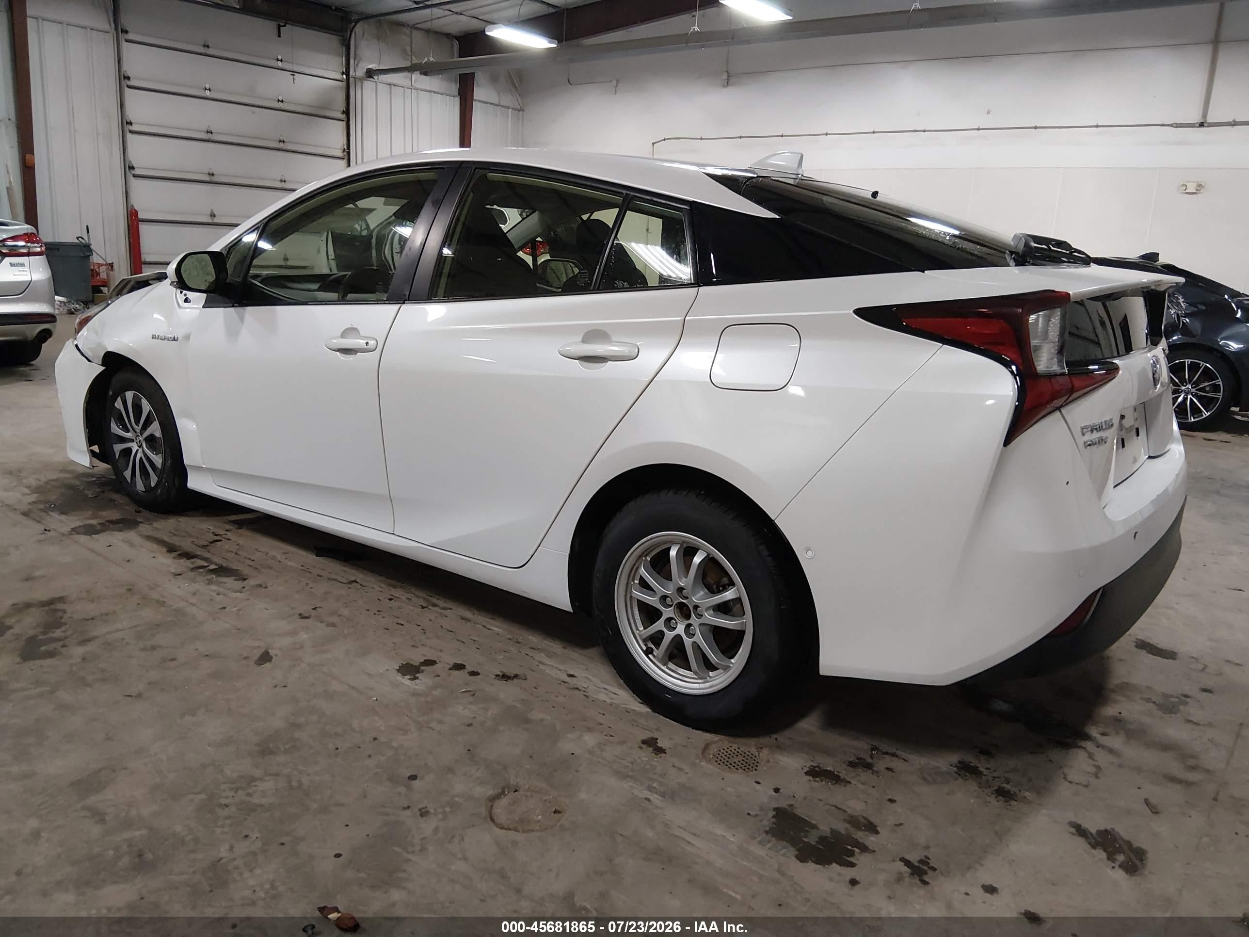 2021 Toyota Prius Le Awd-e White vin: JTDL9MFU2M3023546
