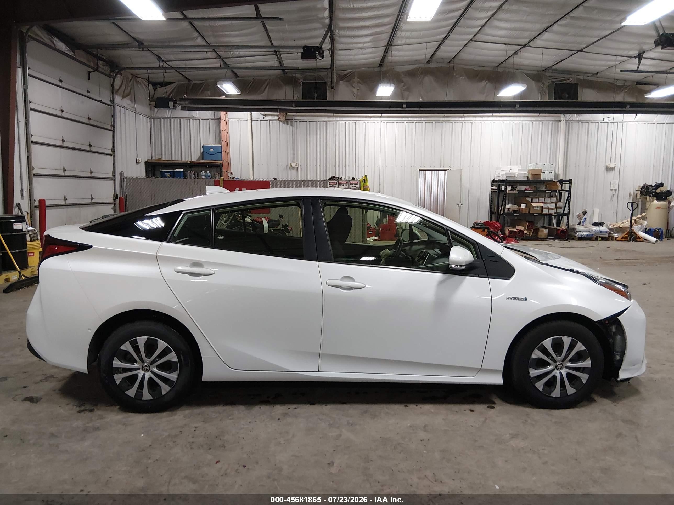 2021 Toyota Prius Le Awd-e White vin: JTDL9MFU2M3023546