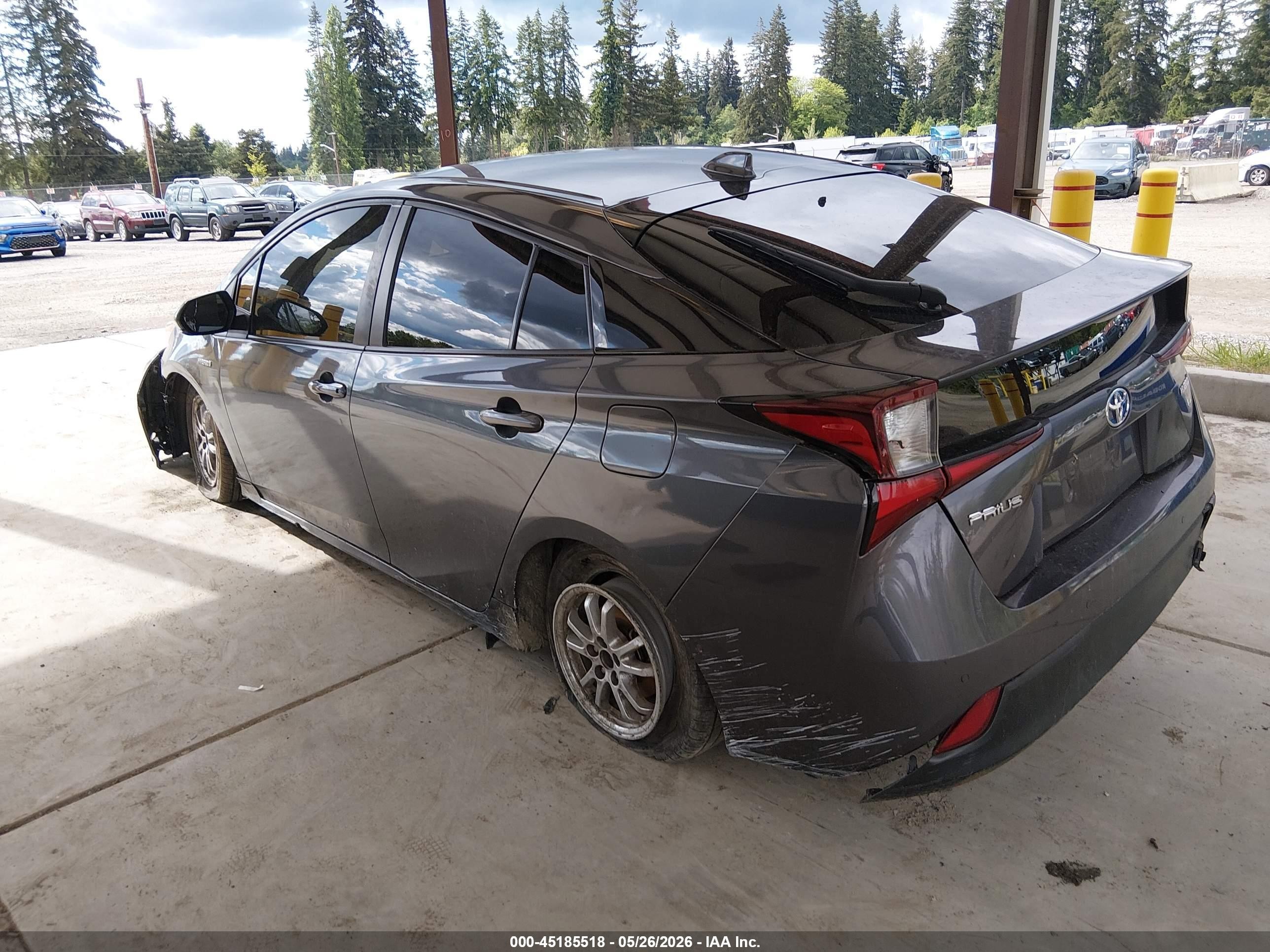 2022 Toyota Prius Xle Awd-e Silver vin: JTDL9MFU5N3036308