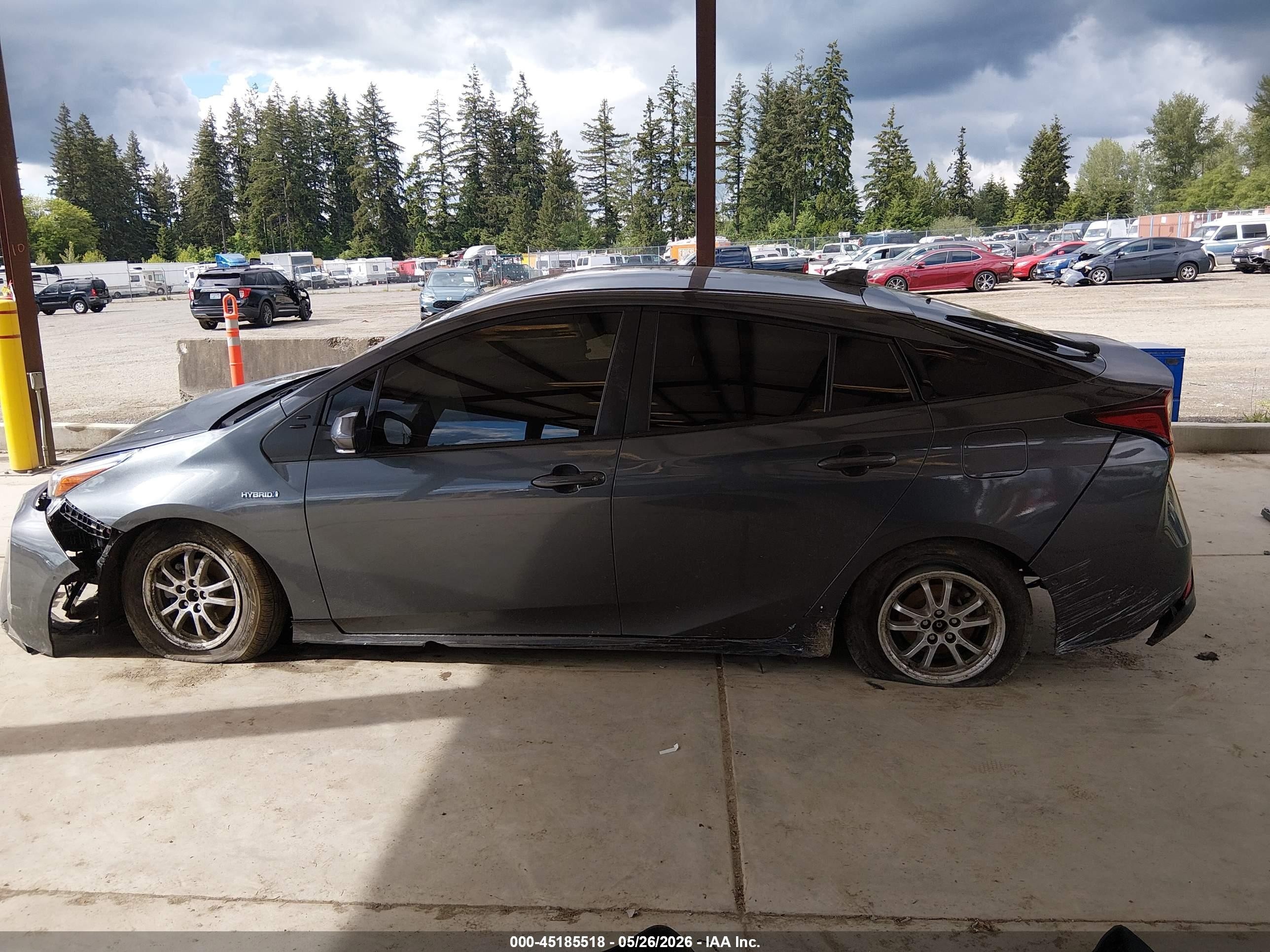 2022 Toyota Prius Xle Awd-e Silver vin: JTDL9MFU5N3036308