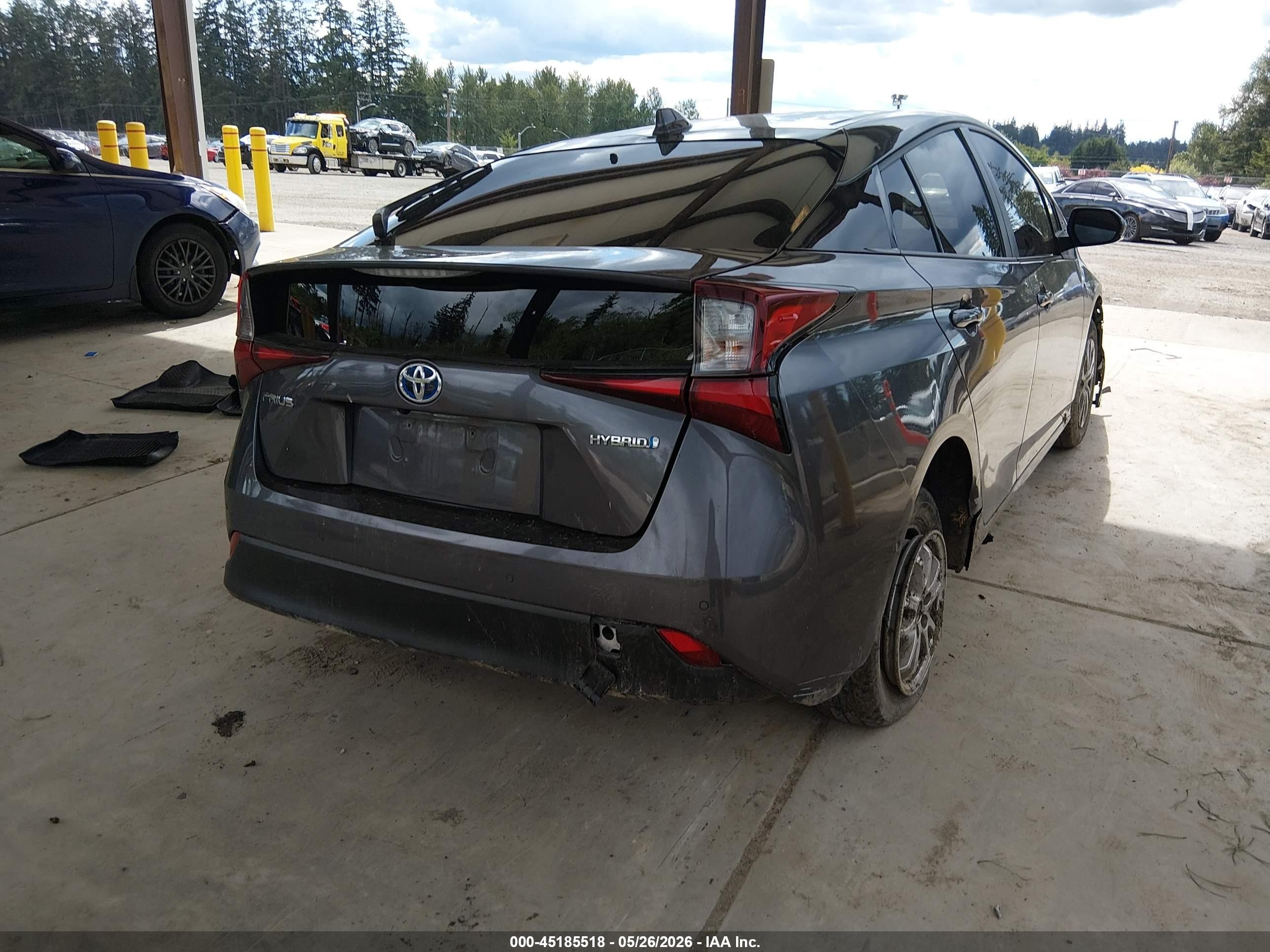 2022 Toyota Prius Xle Awd-e Silver vin: JTDL9MFU5N3036308
