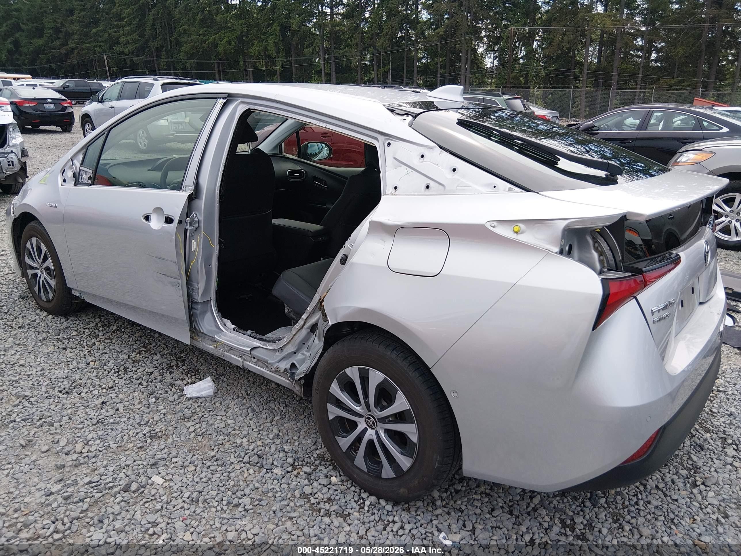 2021 Toyota Prius Xle Awd-e Silver vin: JTDL9MFU6M3025624