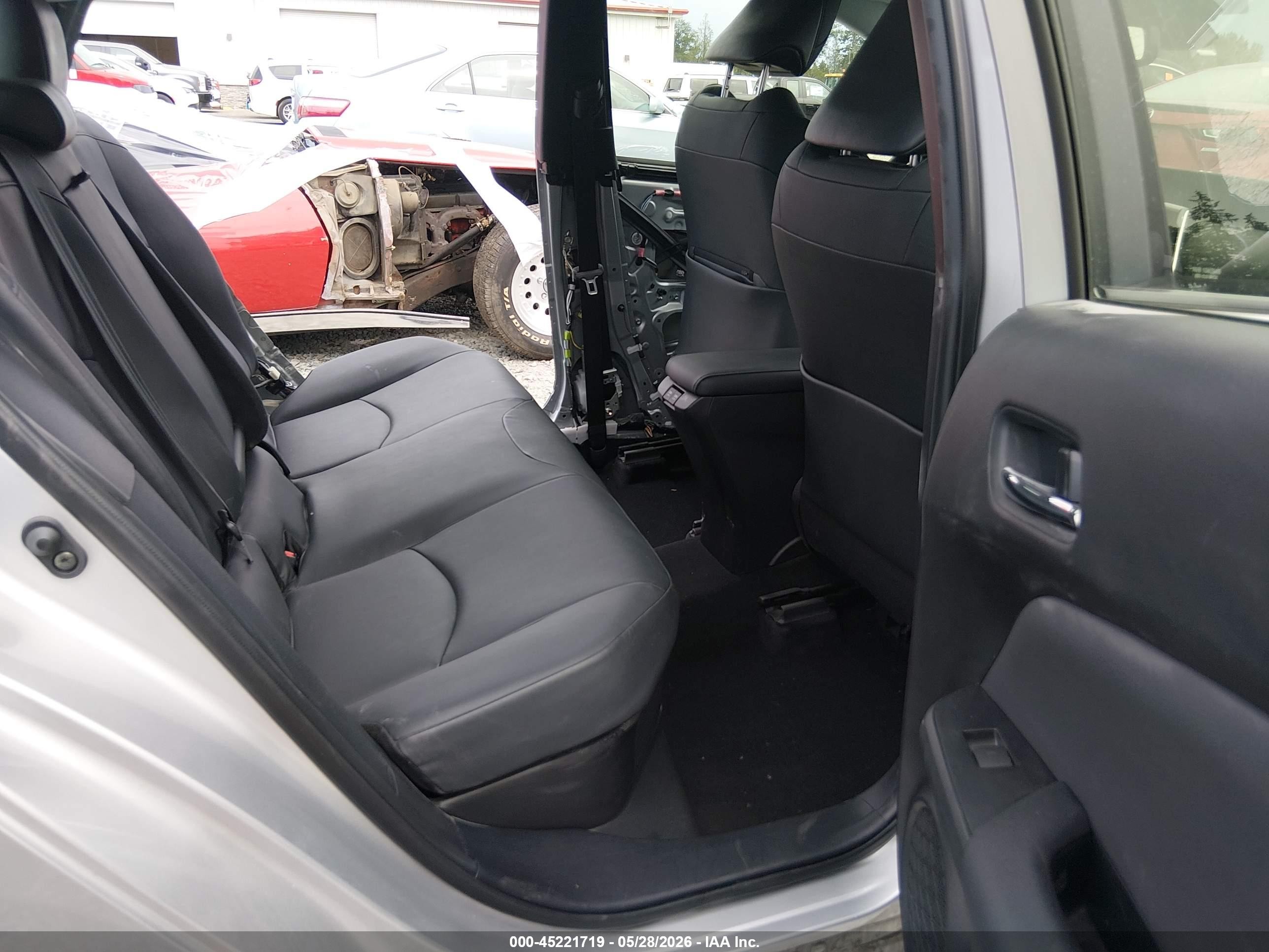 2021 Toyota Prius Xle Awd-e Silver vin: JTDL9MFU6M3025624