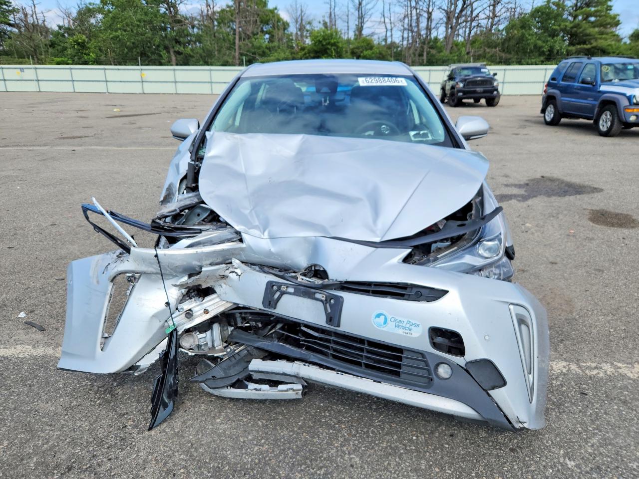 2021 Toyota Prius Le Awd-e Серебряный vin: JTDL9MFU8M3028332