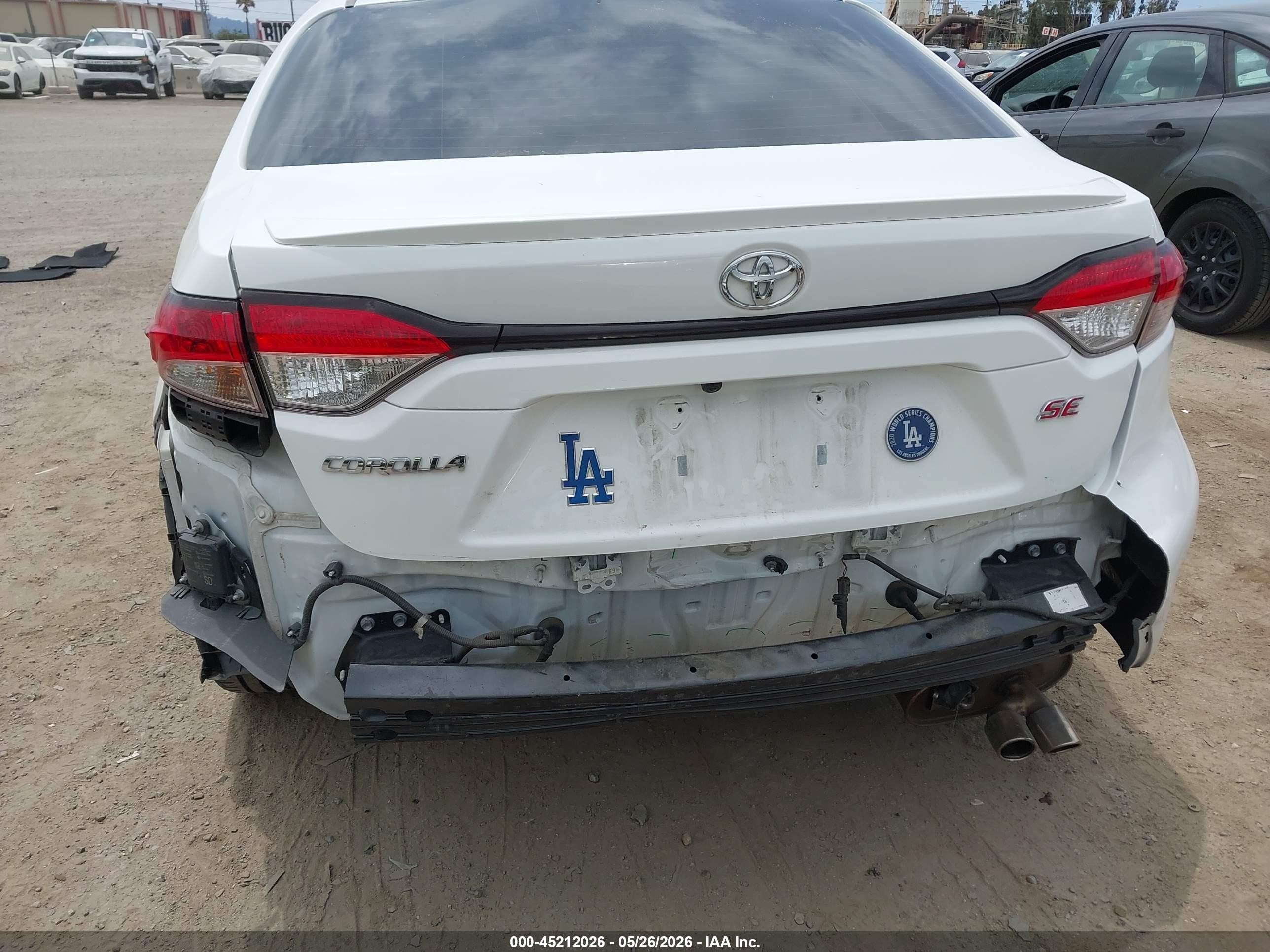 2020 Toyota Corolla Se White vin: JTDP4RCE4LJ029384