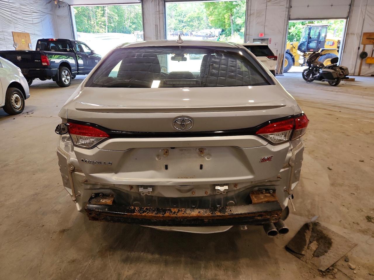 2022 Toyota Corolla Se Silver vin: JTDS4MCE0NJ097228