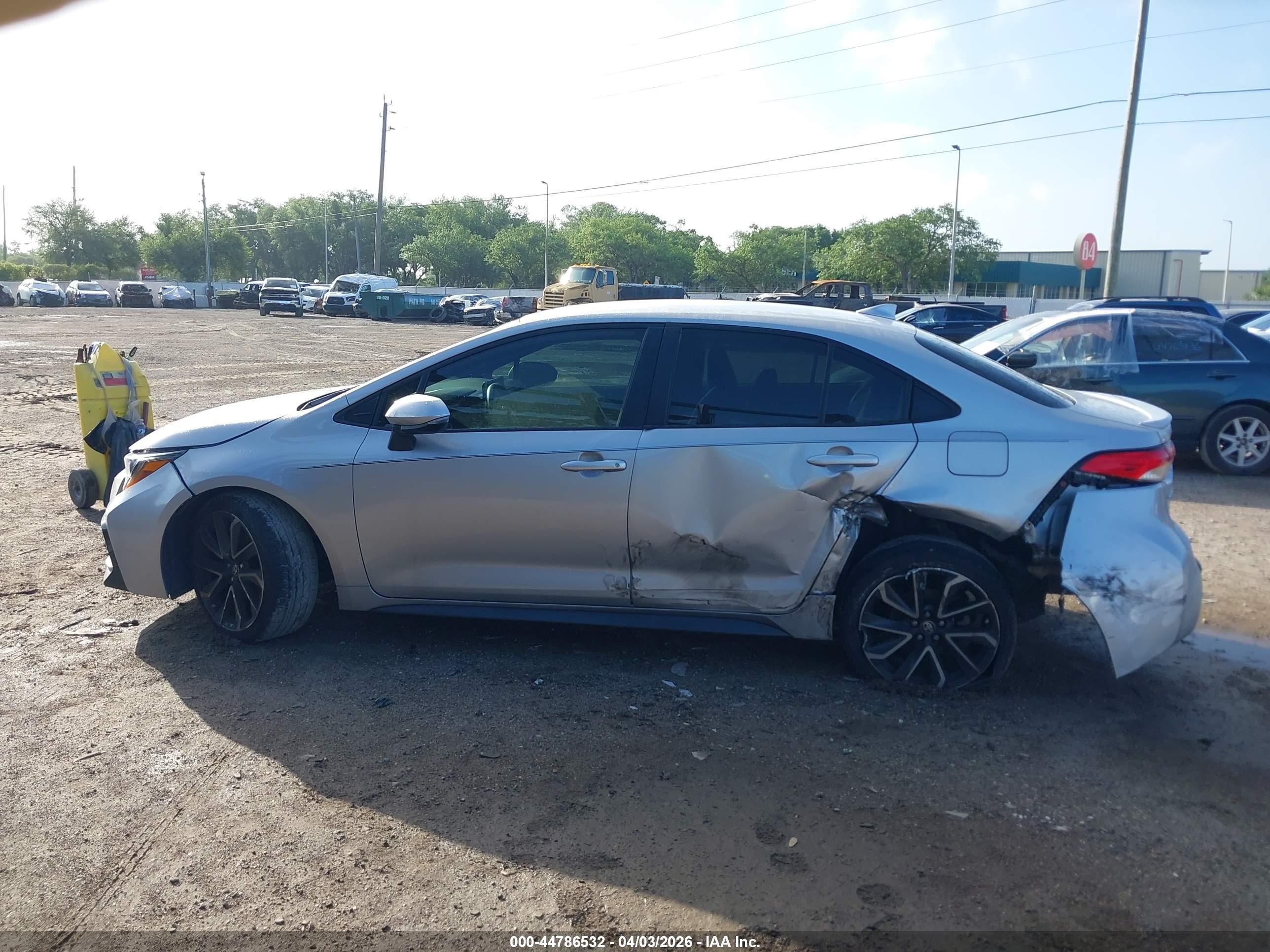 2021 Toyota Corolla Se Silver vin: JTDS4MCE7MJ070283