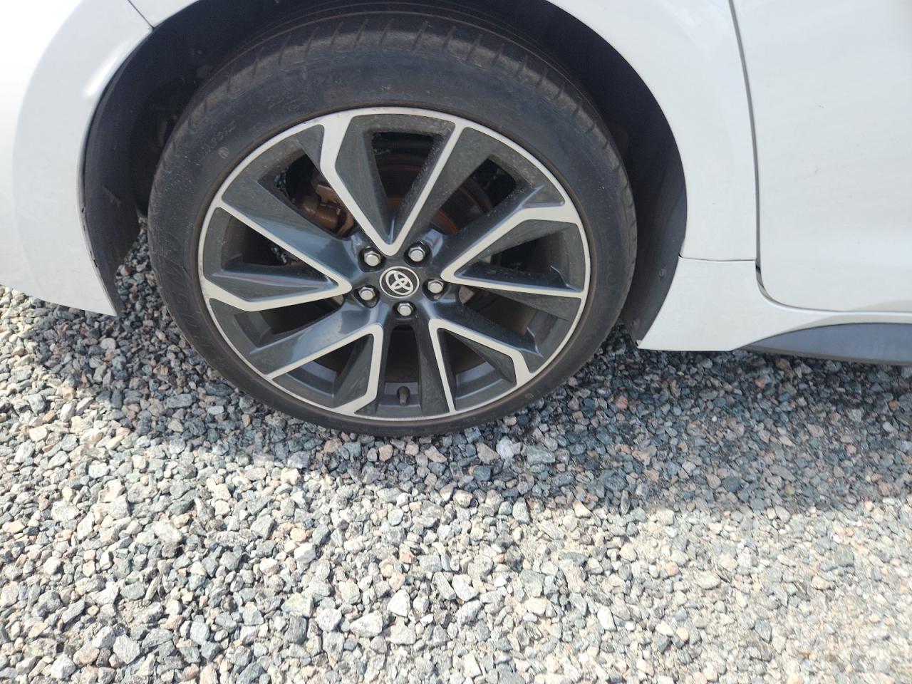 2020 Toyota Corolla Se White vin: JTDS4RCE2LJ050650 Damage: Right Rear Wheel, Curb Rash, > 12 Inches