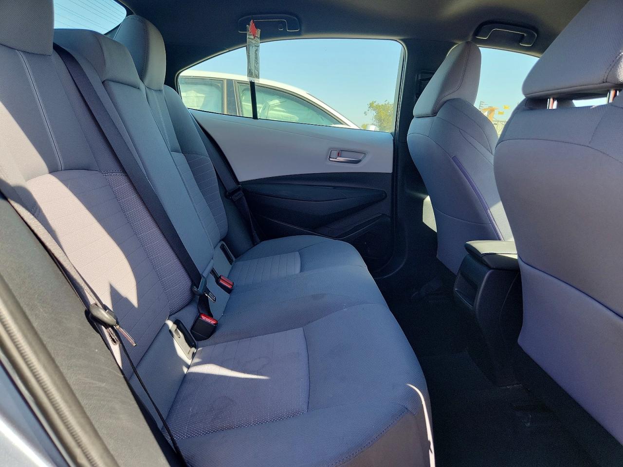 2020 Toyota Corolla Se Silver vin: JTDS4RCE4LJ023742