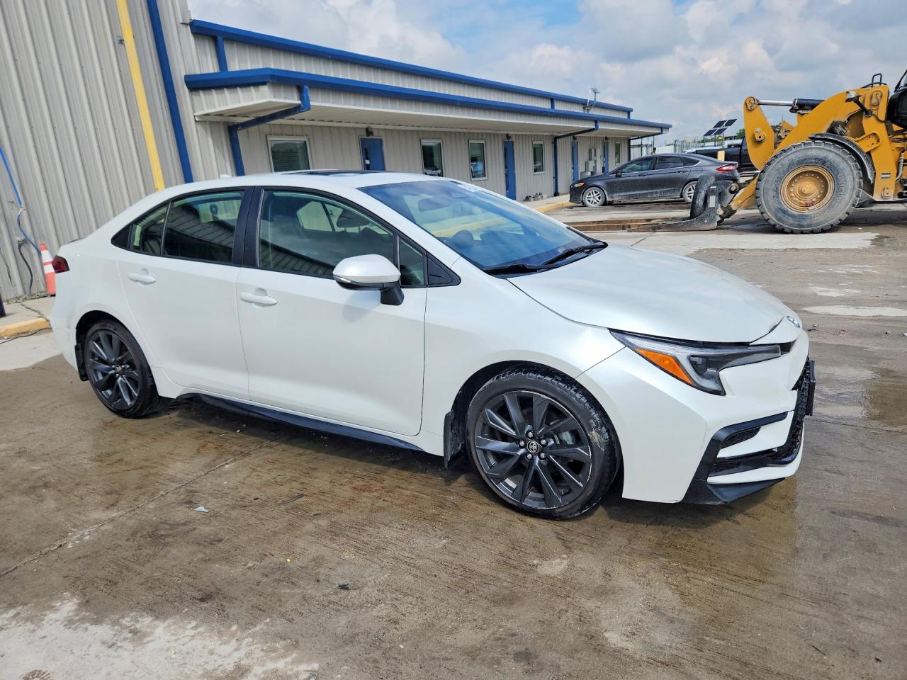 2024 Toyota Corolla Xse White vin: JTDT4MCE9RJ105482