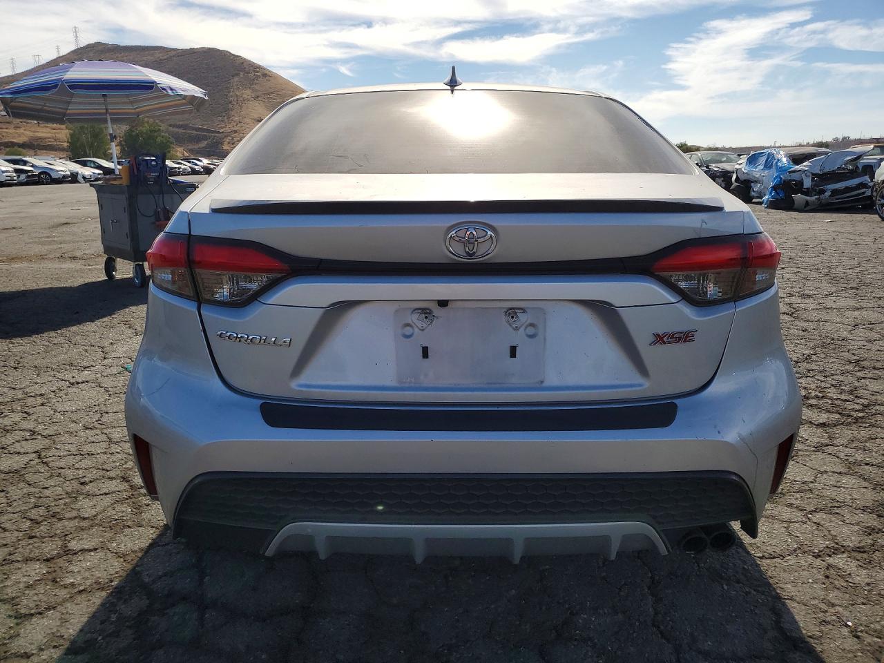 2021 Toyota Corolla Xse Silver vin: JTDT4MCEXMJ058312