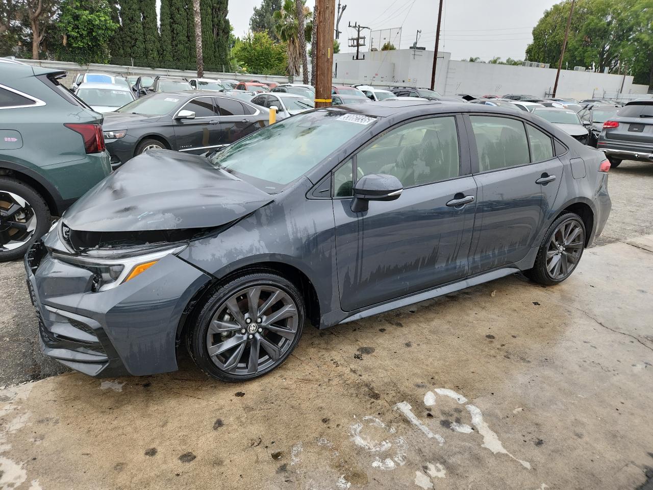 2023 Toyota Corolla Xse Gray vin: JTDT4MCEXP3518383 Damage: Left Front Fender, Dent(S) W/ Paint Dmg, 1 To 2 Inches