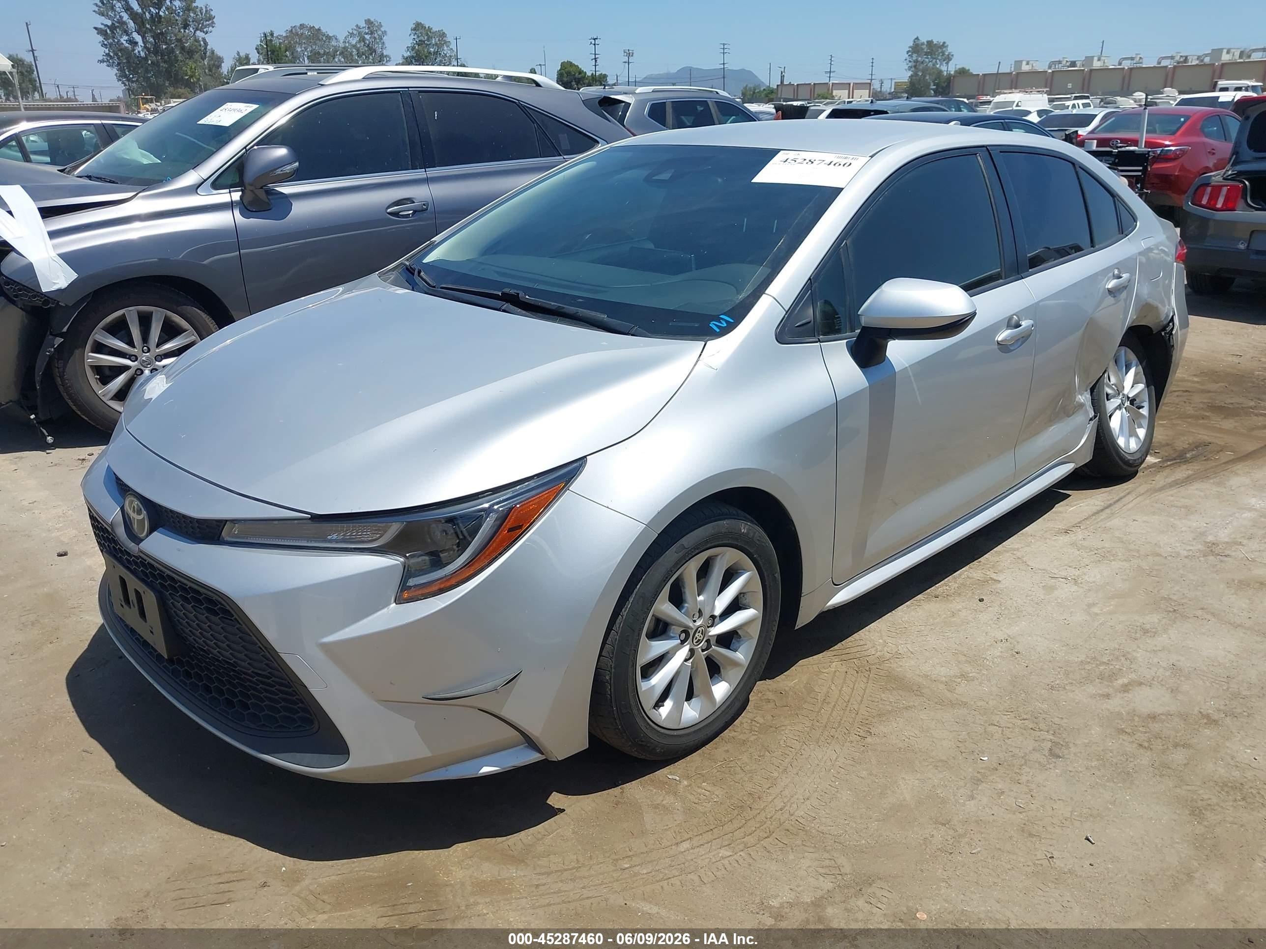 2021 Toyota Corolla Le Gray vin: JTDVPMAE2MJ129294