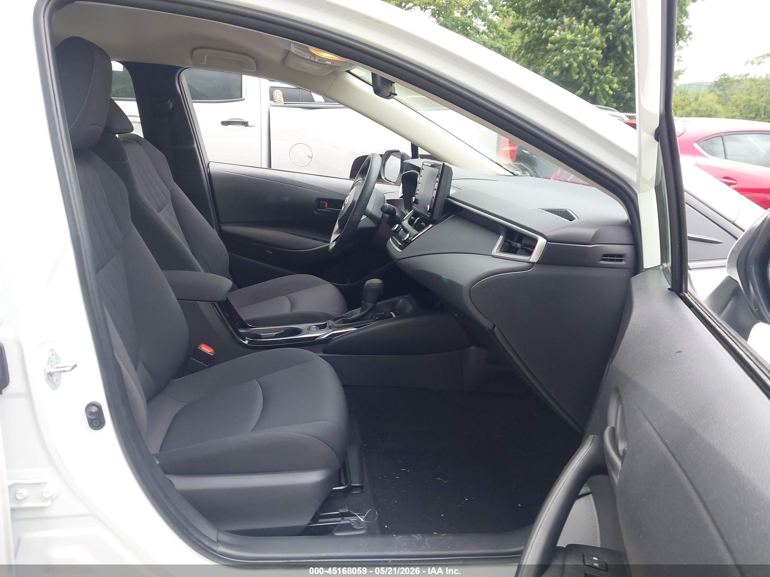 2022 Toyota Corolla Le Белый vin: JTDVPMAE6N3012436