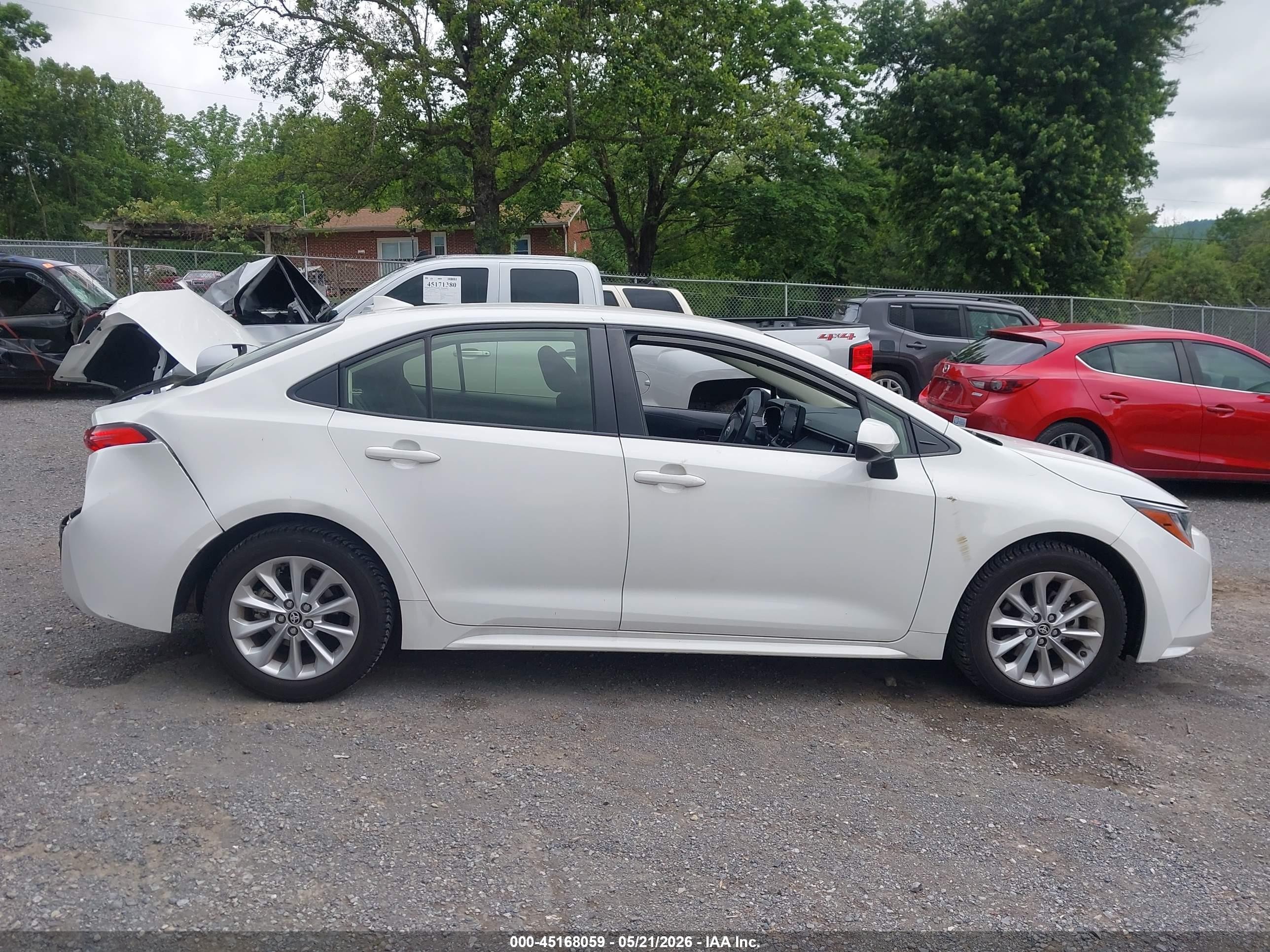 2022 Toyota Corolla Le Белый vin: JTDVPMAE6N3012436