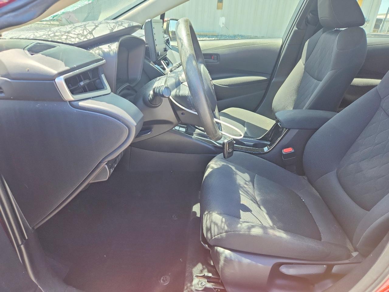 2022 Toyota Corolla Le Burgundy vin: JTDVPMAE9NJ216840