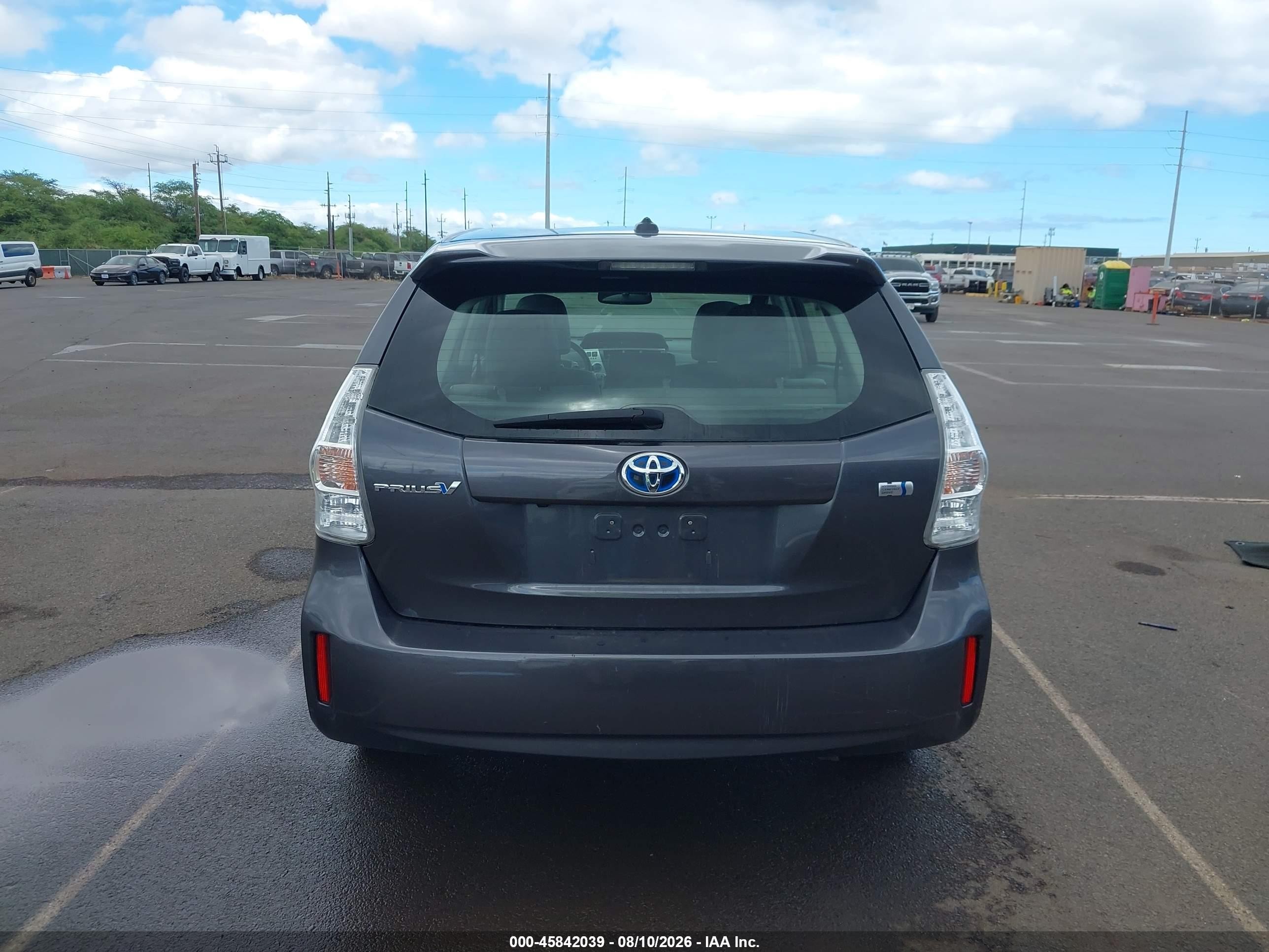 2012 Toyota Prius V Five/three/two Gray vin: JTDZN3EU0C3022380