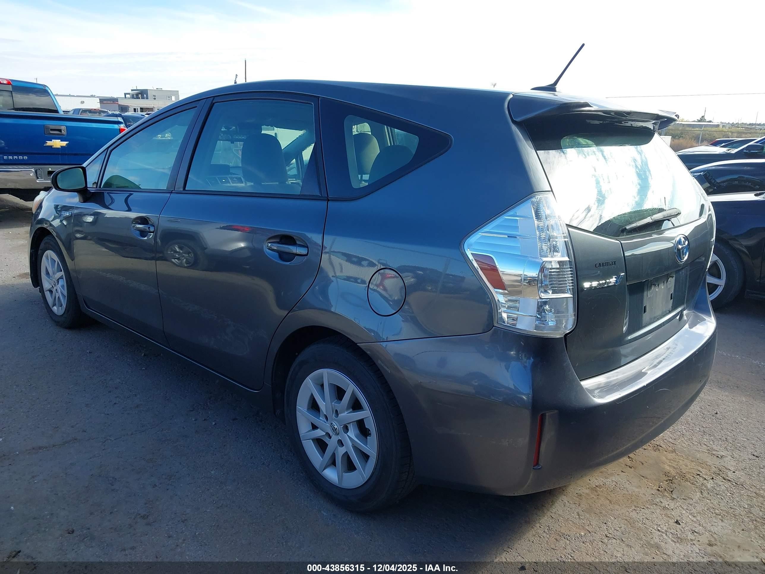 2012 Toyota Prius V Three Gray vin: JTDZN3EU0C3102388
