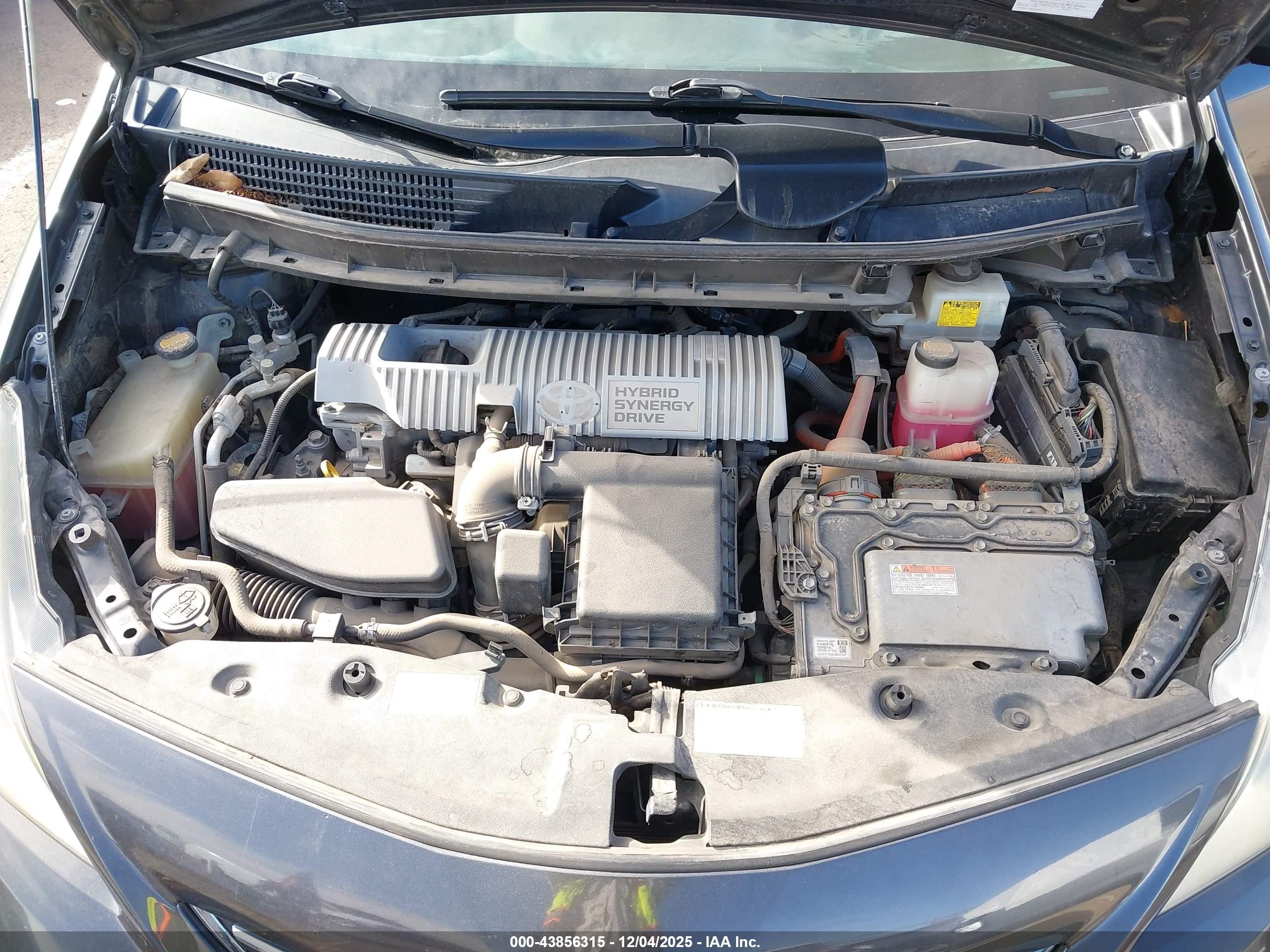 2012 Toyota Prius V Three Gray vin: JTDZN3EU0C3102388