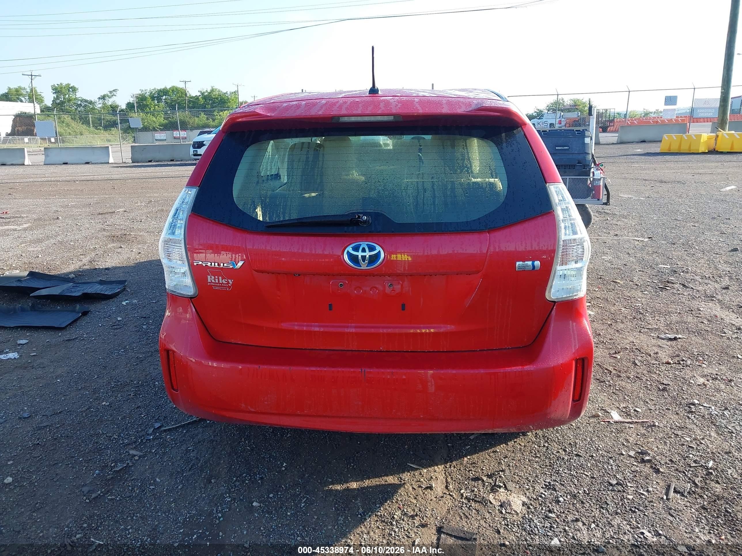 2012 Toyota Prius V Two Red vin: JTDZN3EU0C3118283