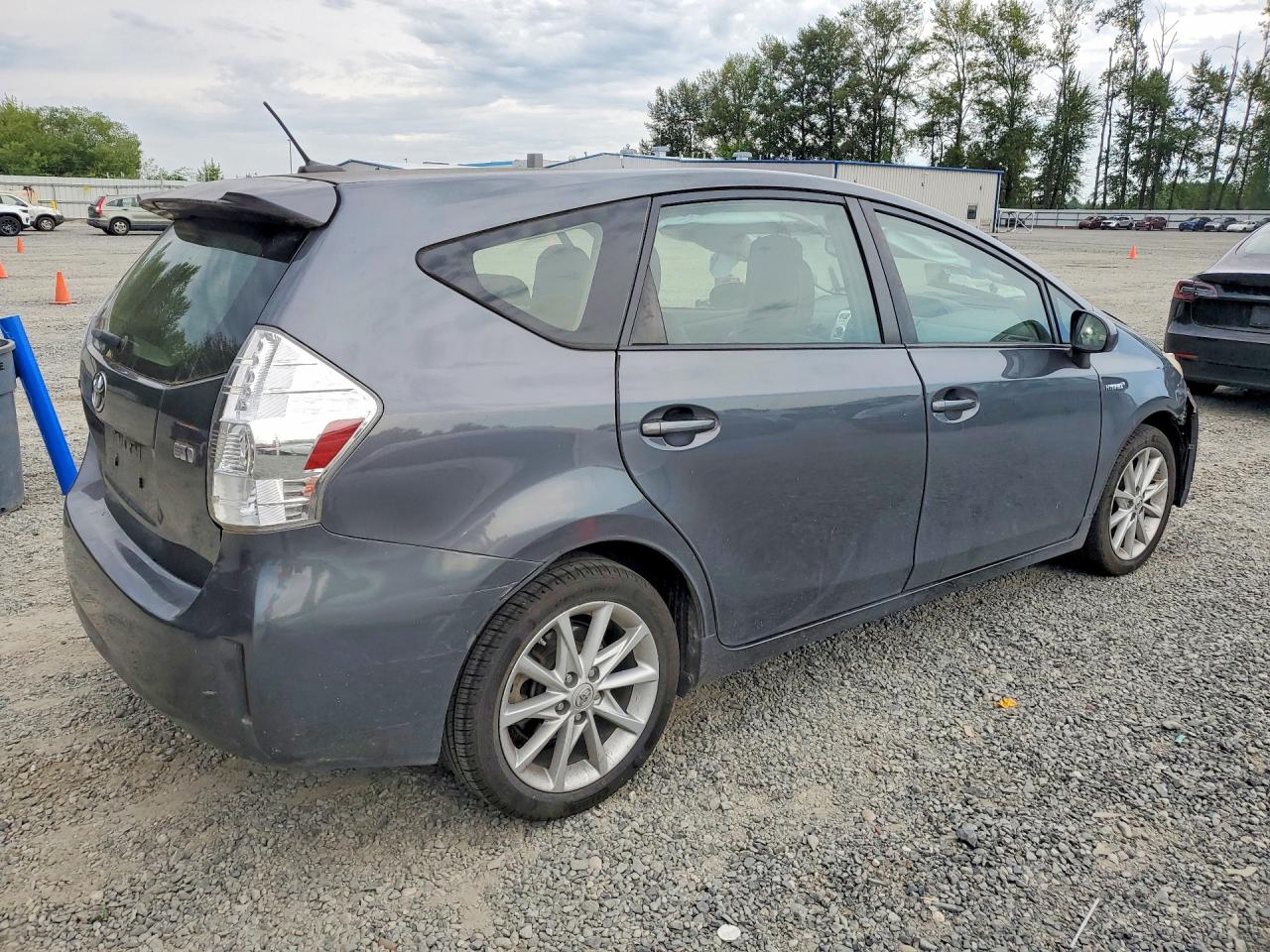 2012 Toyota Prius V Five Gray vin: JTDZN3EU0C3132376