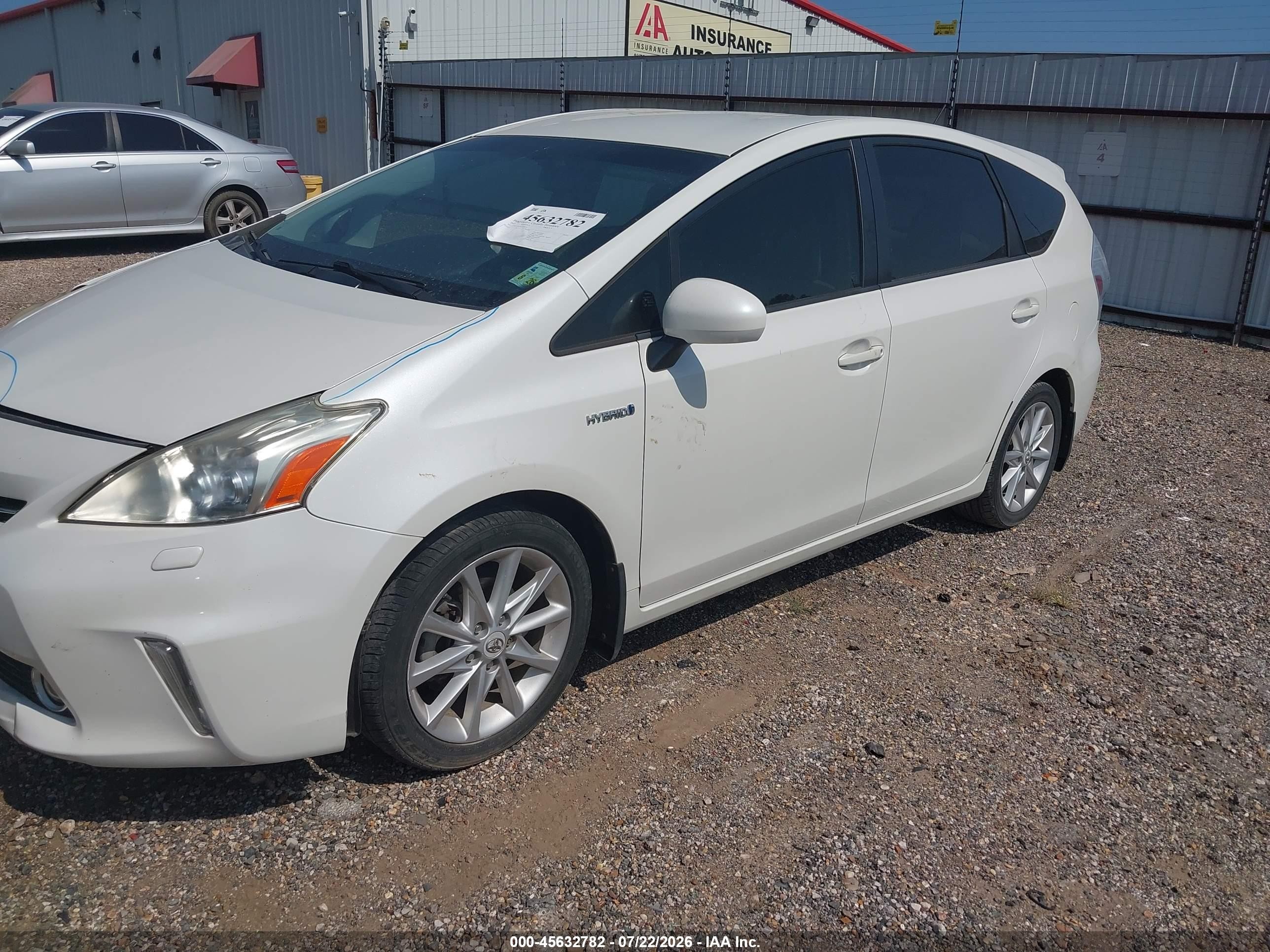 2012 Toyota Prius V Five White vin: JTDZN3EU0C3158475