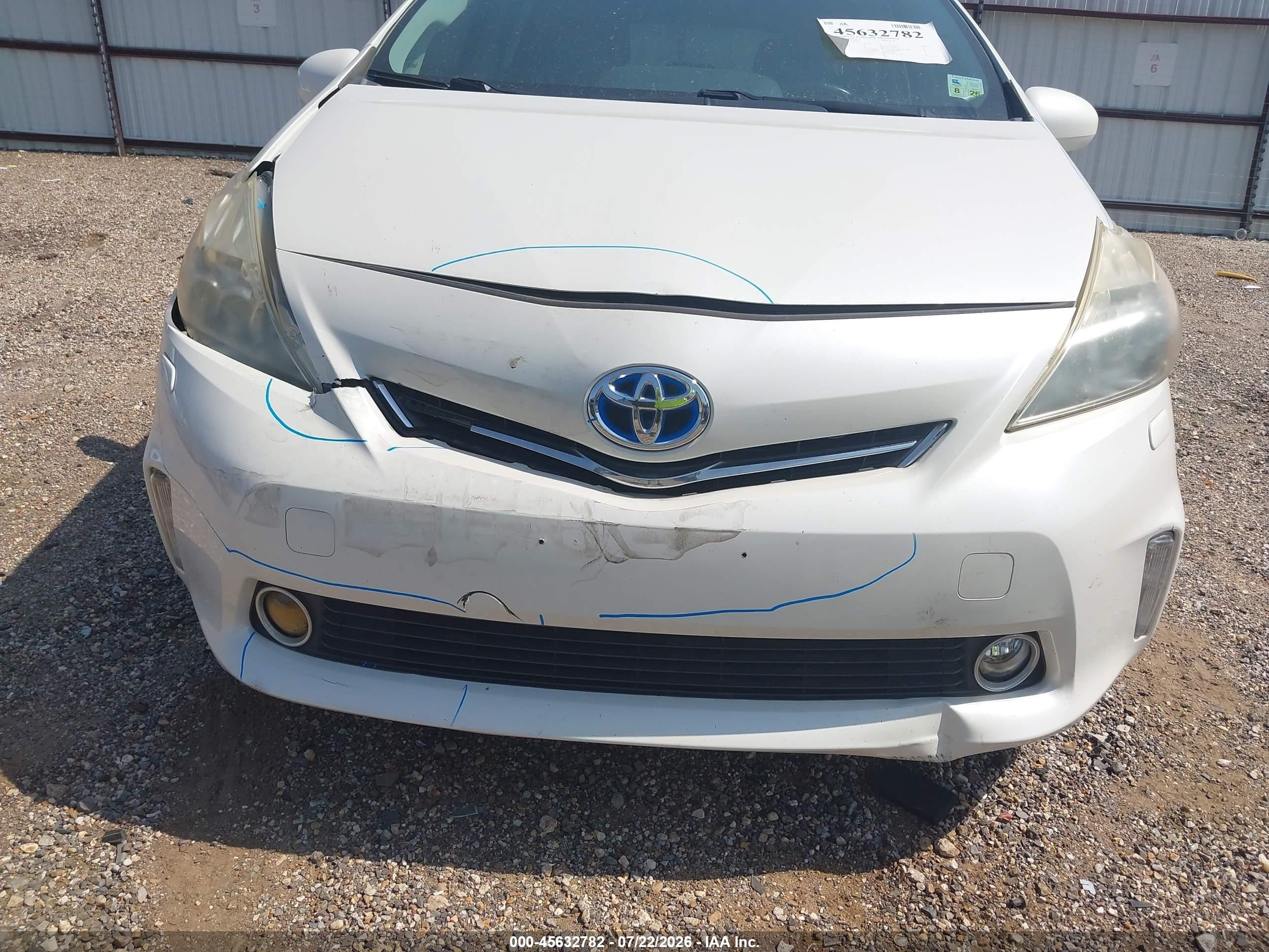 2012 Toyota Prius V Five White vin: JTDZN3EU0C3158475