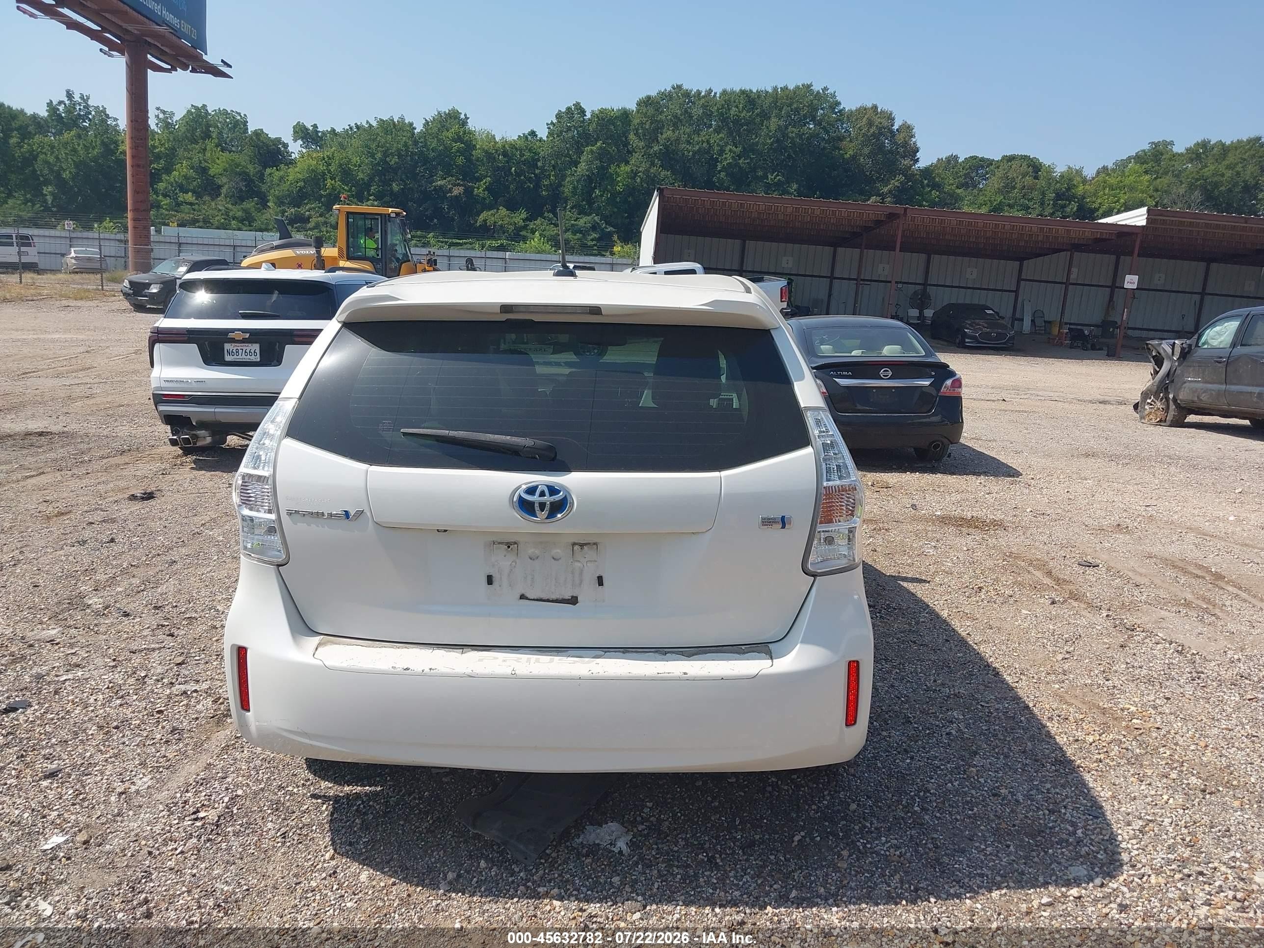 2012 Toyota Prius V Five White vin: JTDZN3EU0C3158475