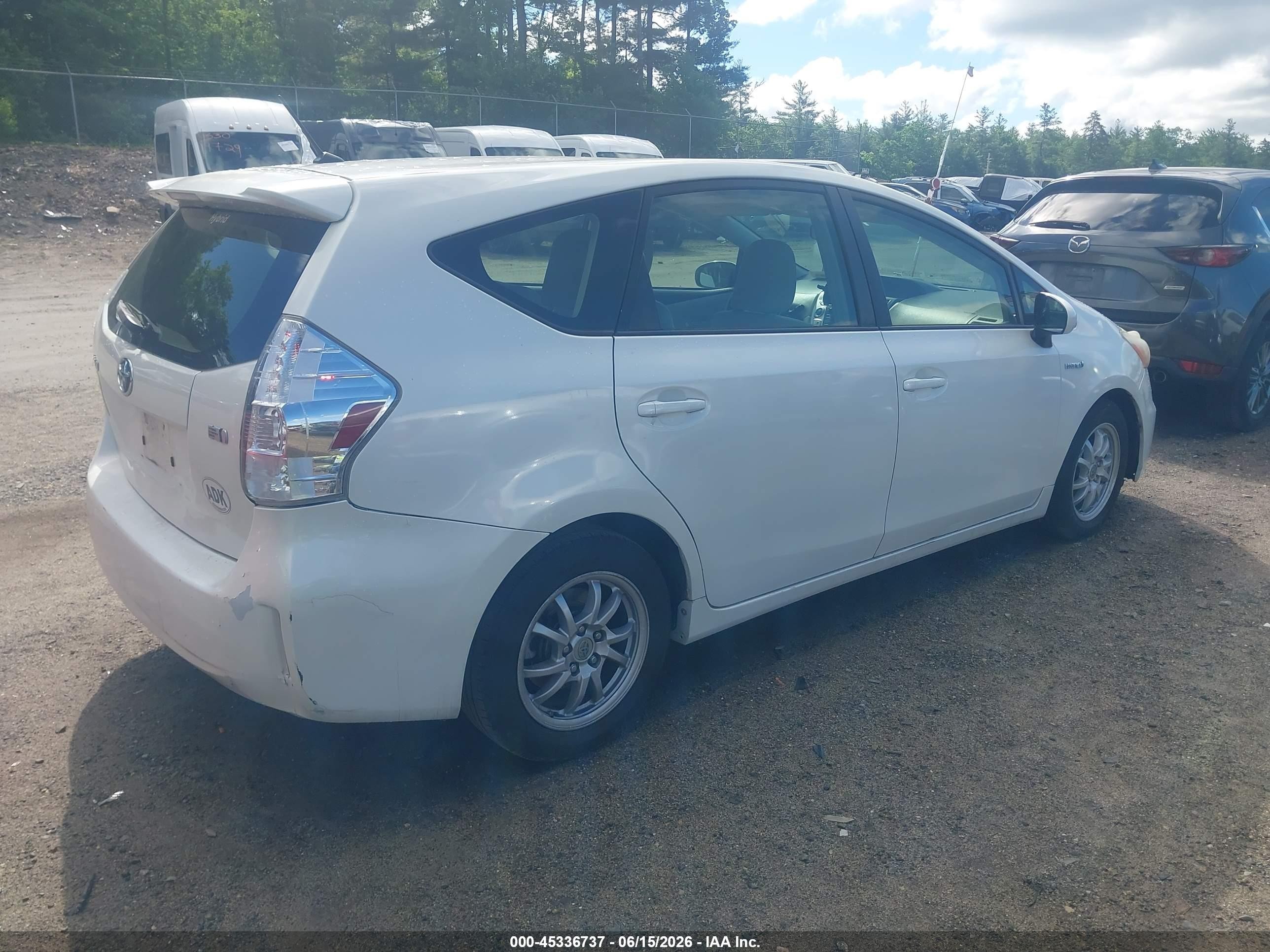 2012 Toyota Prius V Two White vin: JTDZN3EU0C3159996