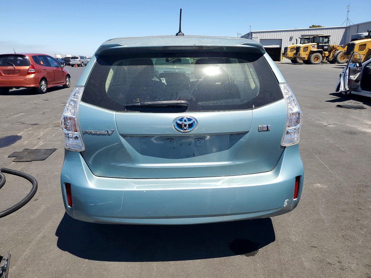2013 Toyota Prius V Three Blue vin: JTDZN3EU0D3218417