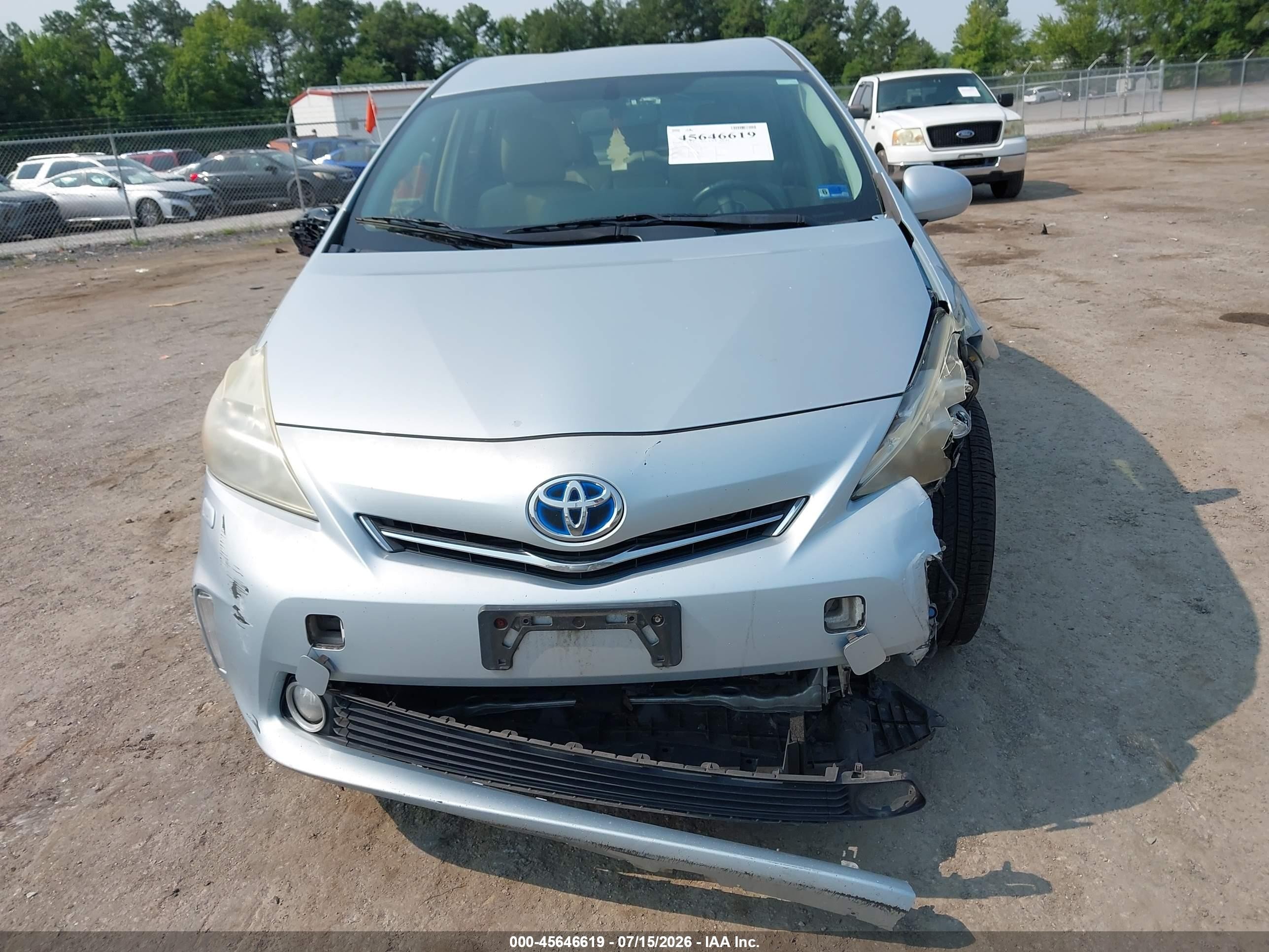 2013 Toyota Prius V Five Silver vin: JTDZN3EU0D3238148